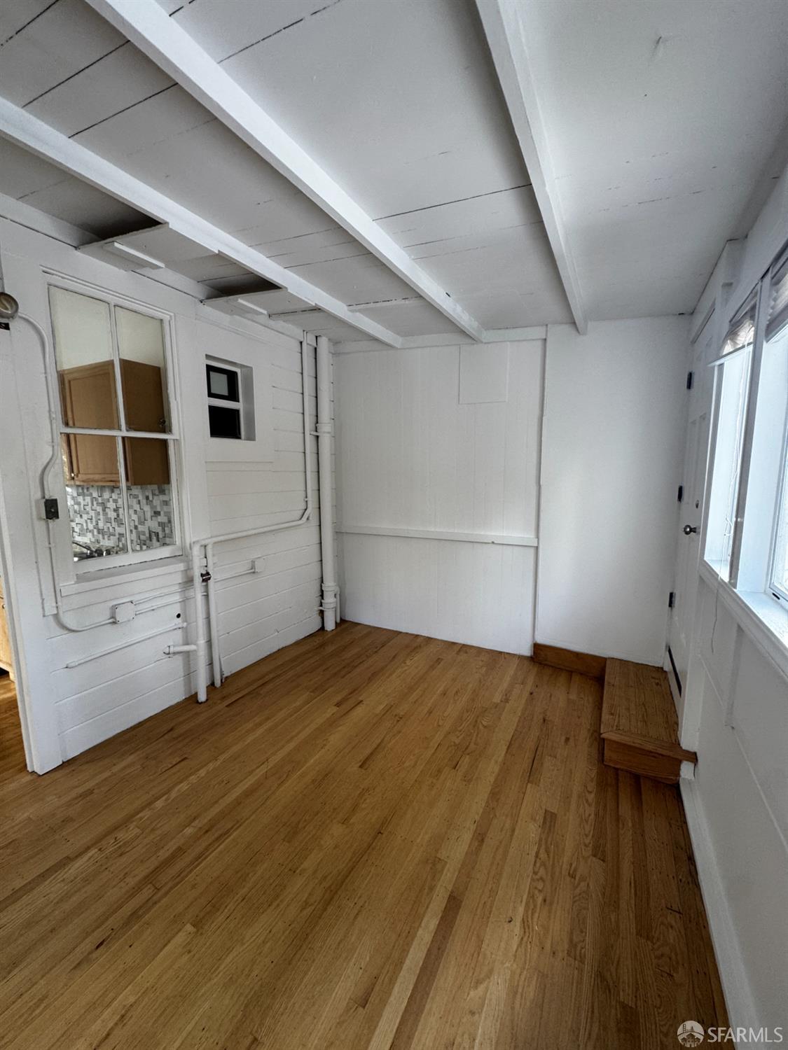 Detail Gallery Image 11 of 16 For 1016 Noe St #B,  San Francisco,  CA 94114 - 1 Beds | 1 Baths