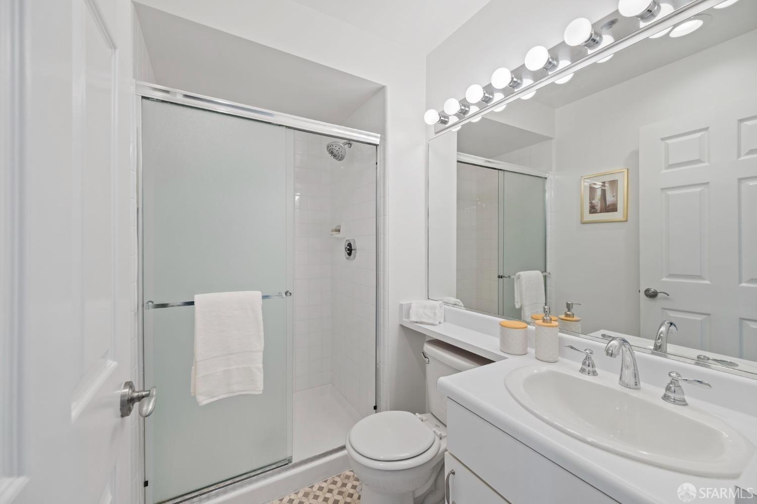 Detail Gallery Image 15 of 20 For 2075 Sutter St #501,  San Francisco,  CA 94115 - 2 Beds | 2 Baths