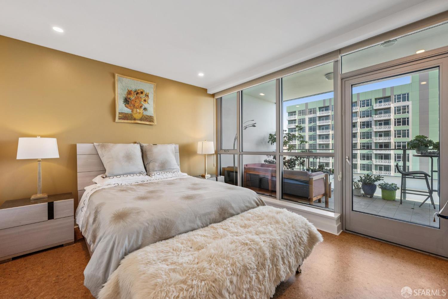 Detail Gallery Image 13 of 52 For 708 Long Bridge St #1207,  San Francisco,  CA 94158 - 3 Beds | 2 Baths