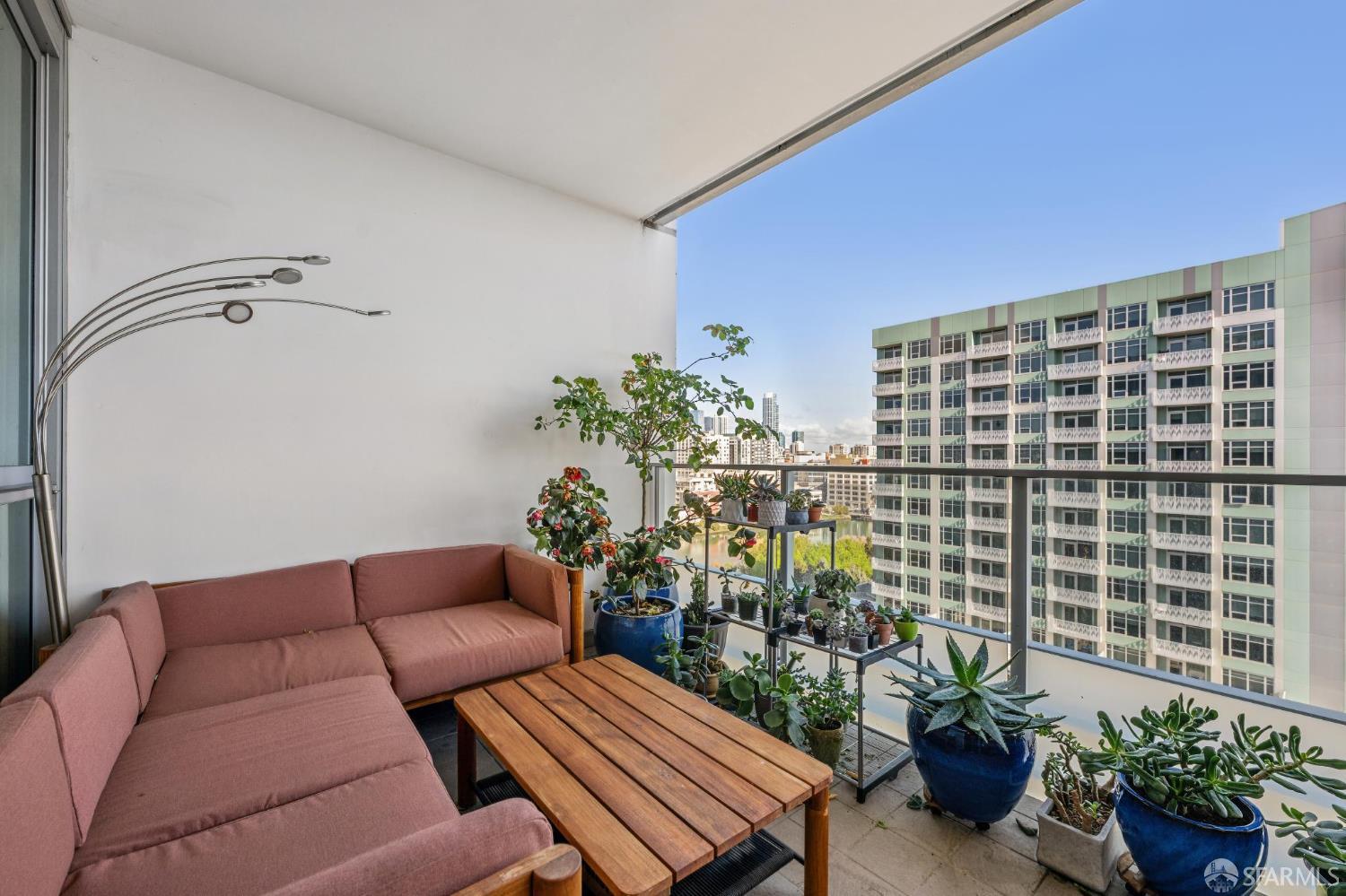 Detail Gallery Image 17 of 52 For 708 Long Bridge St #1207,  San Francisco,  CA 94158 - 3 Beds | 2 Baths