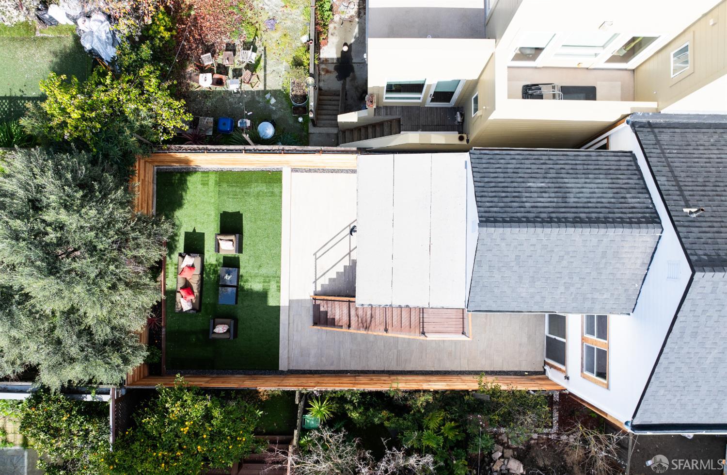 Detail Gallery Image 58 of 60 For 1080 Hampshire St, San Francisco,  CA 94110 - 5 Beds | 4 Baths