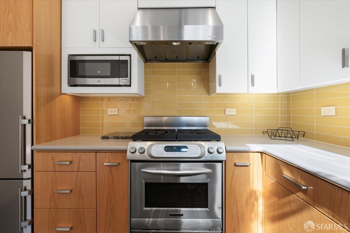 Detail Gallery Image 13 of 54 For 160 Andover St, San Francisco,  CA 94110 - 2 Beds | 2 Baths