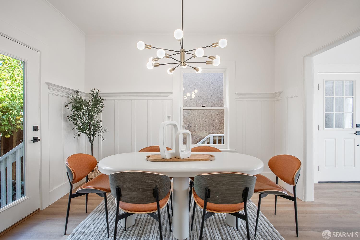 Detail Gallery Image 8 of 23 For 344 Holladay Ave, San Francisco,  CA 94110 - 2 Beds | 1 Baths