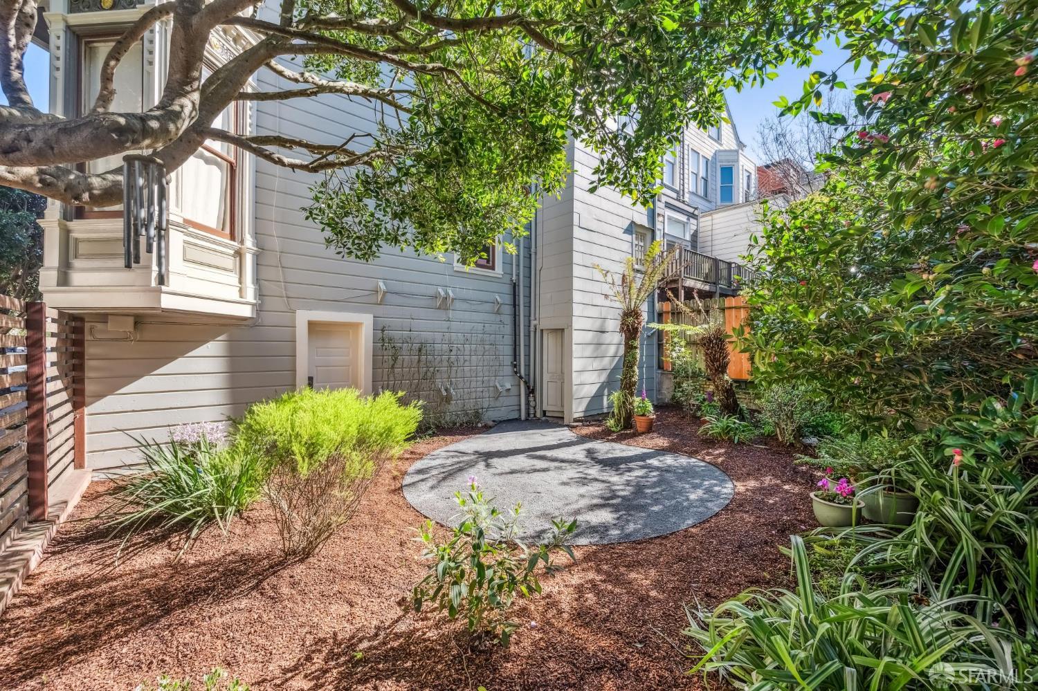 Detail Gallery Image 68 of 76 For 105 Belvedere St, San Francisco,  CA 94117 - 3 Beds | 2 Baths