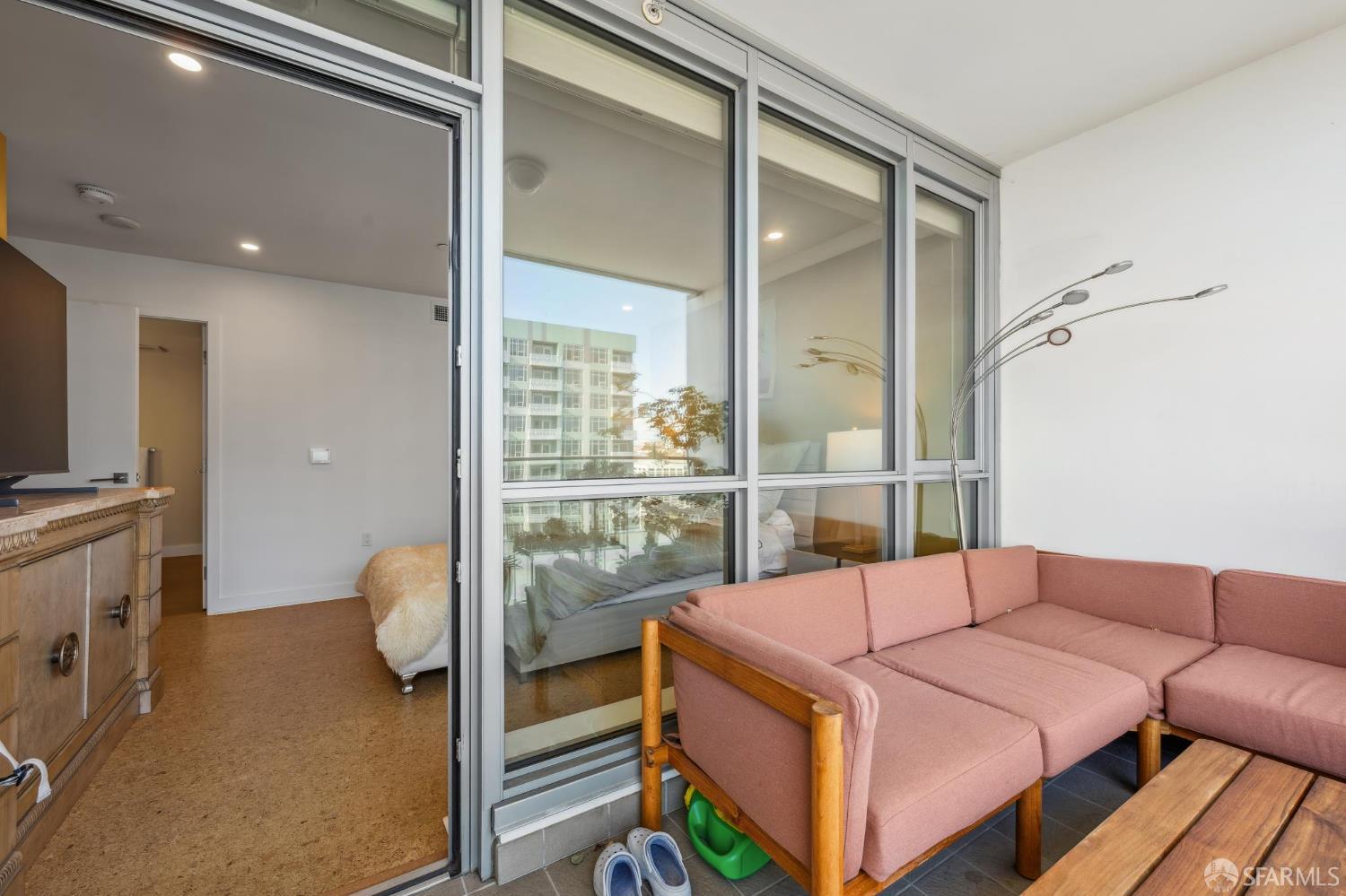 Detail Gallery Image 16 of 52 For 708 Long Bridge St #1207,  San Francisco,  CA 94158 - 3 Beds | 2 Baths