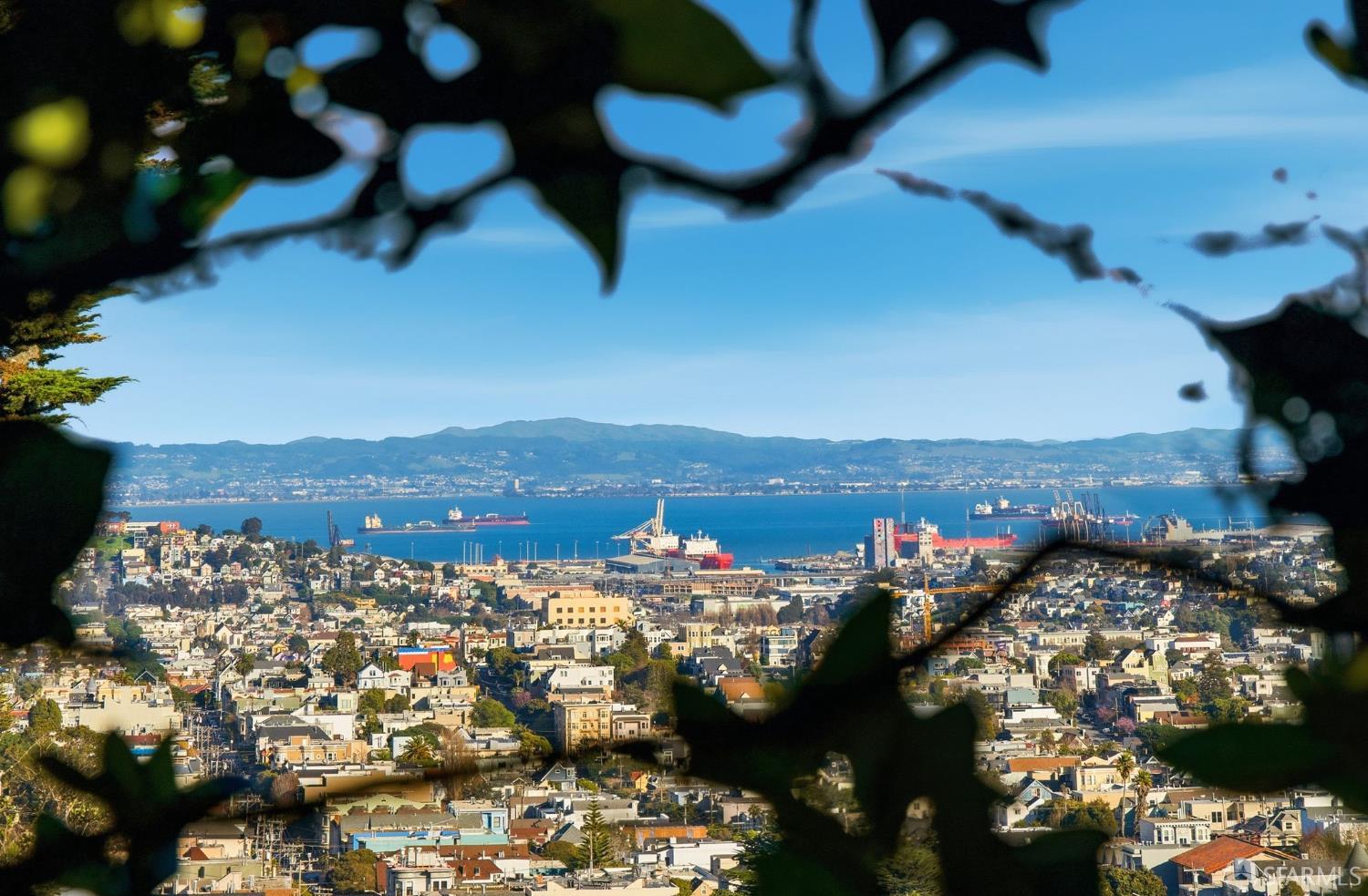 Detail Gallery Image 10 of 37 For 4458 24th St, San Francisco,  CA 94114 - 2 Beds | 1 Baths