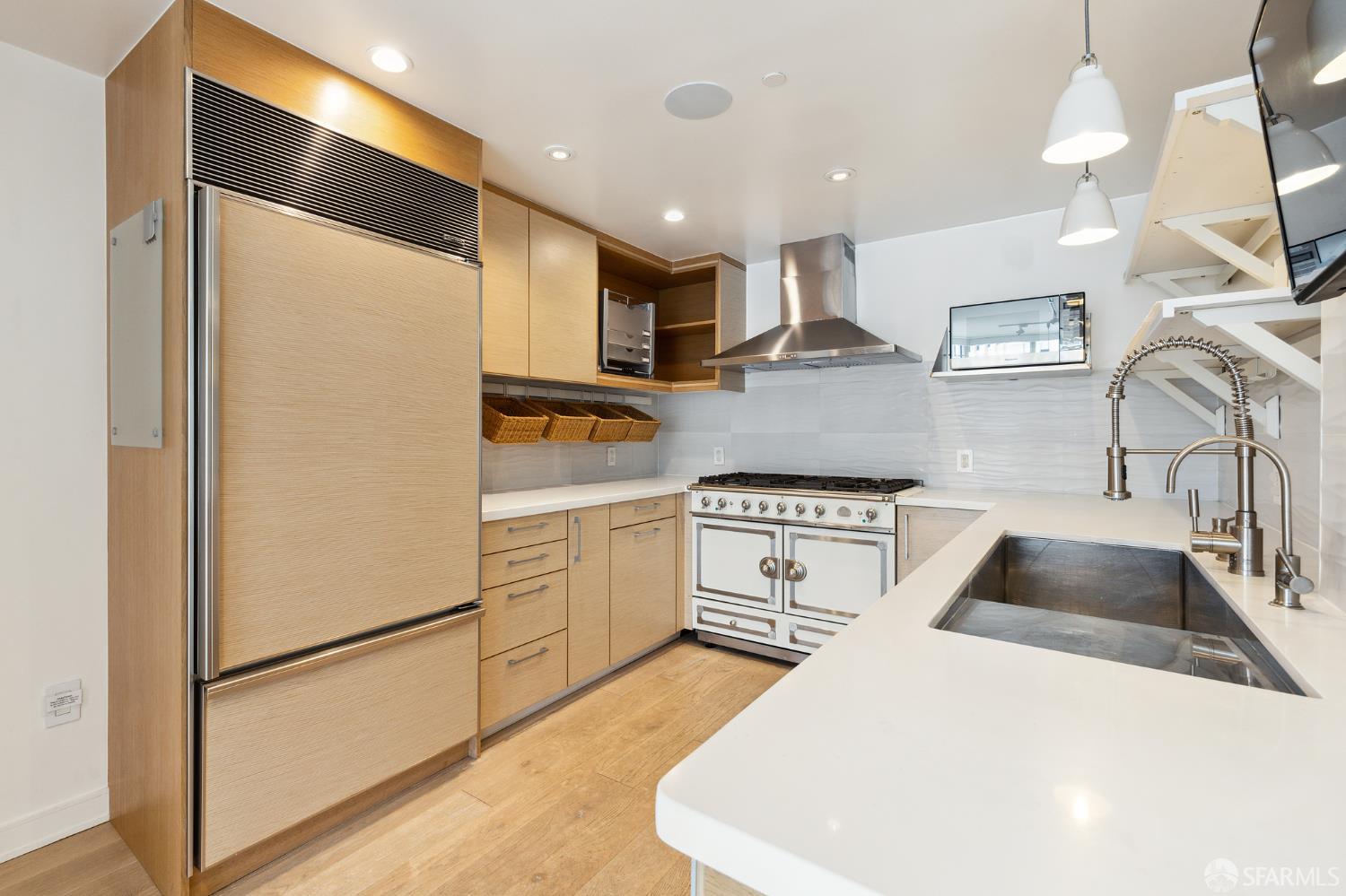 Detail Gallery Image 10 of 85 For 301 Mission St 24e,  San Francisco,  CA 94105 - 2 Beds | 2 Baths