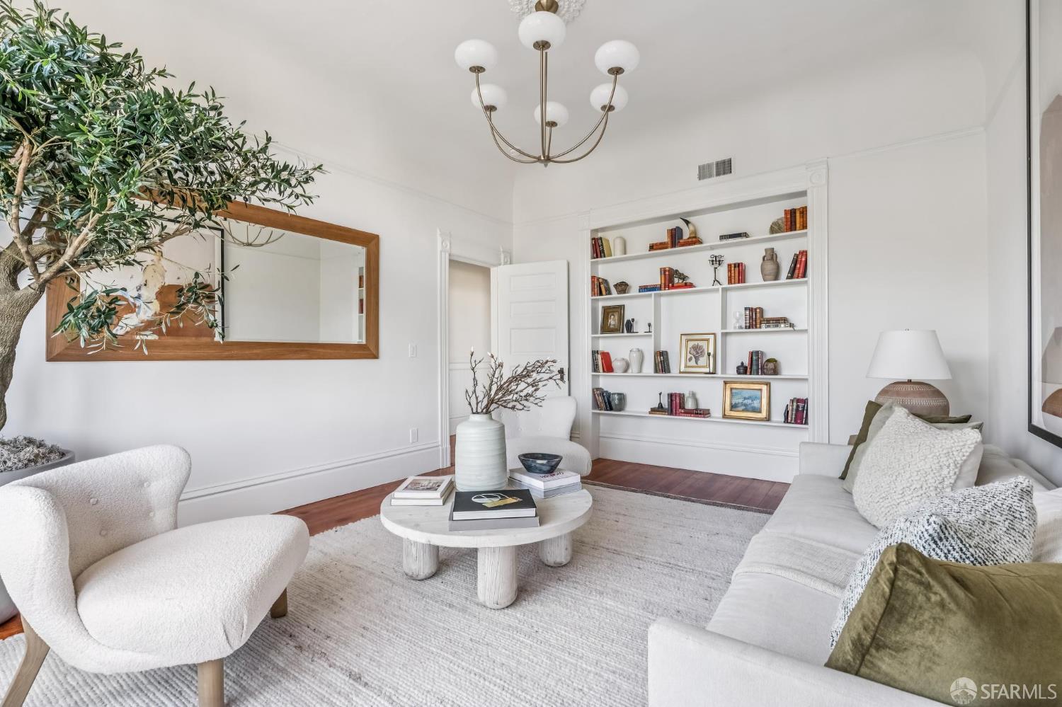 Detail Gallery Image 18 of 76 For 105 Belvedere St, San Francisco,  CA 94117 - 3 Beds | 2 Baths