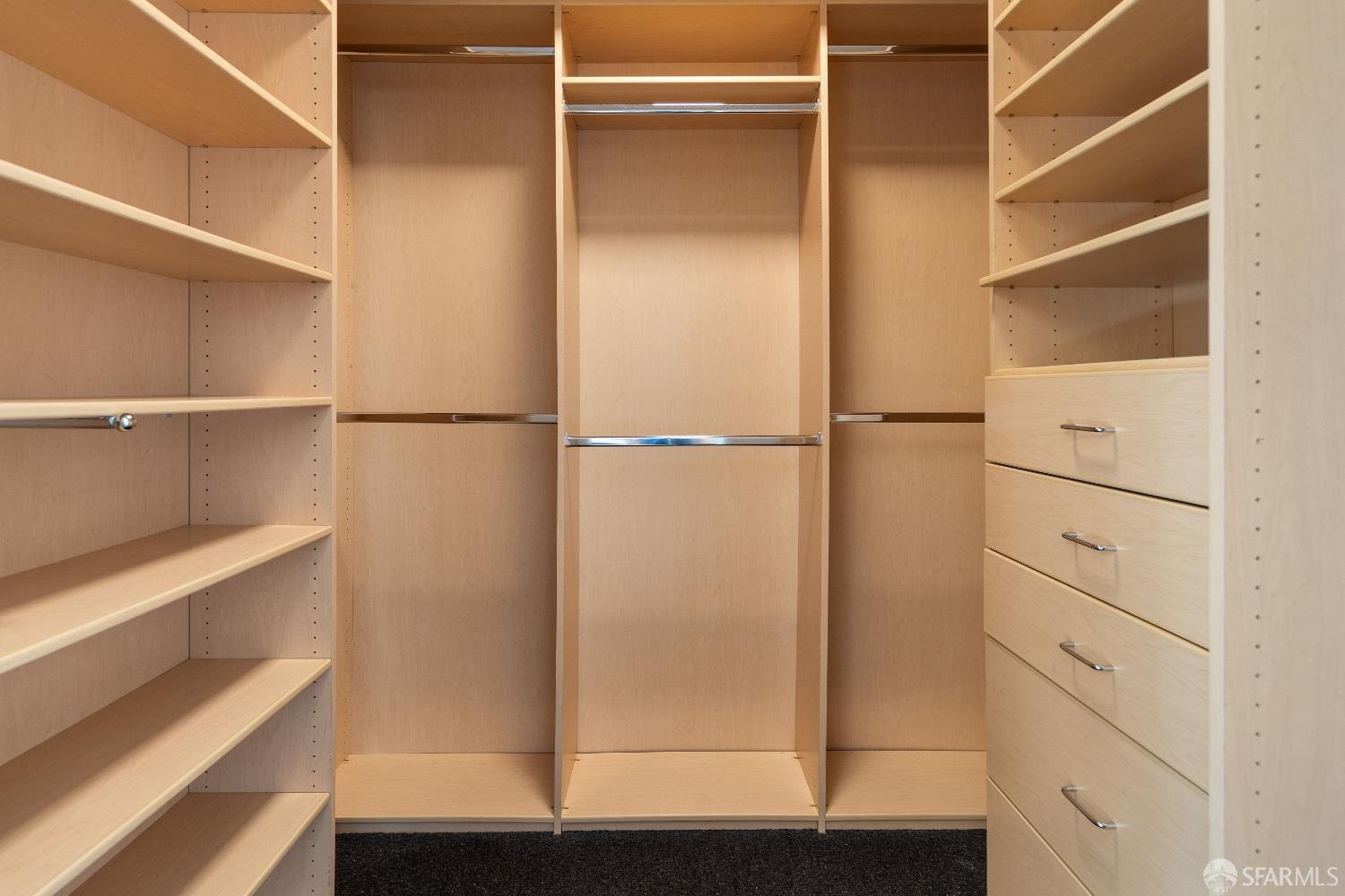 Photo #32: 426103511 Listing: Photo #32