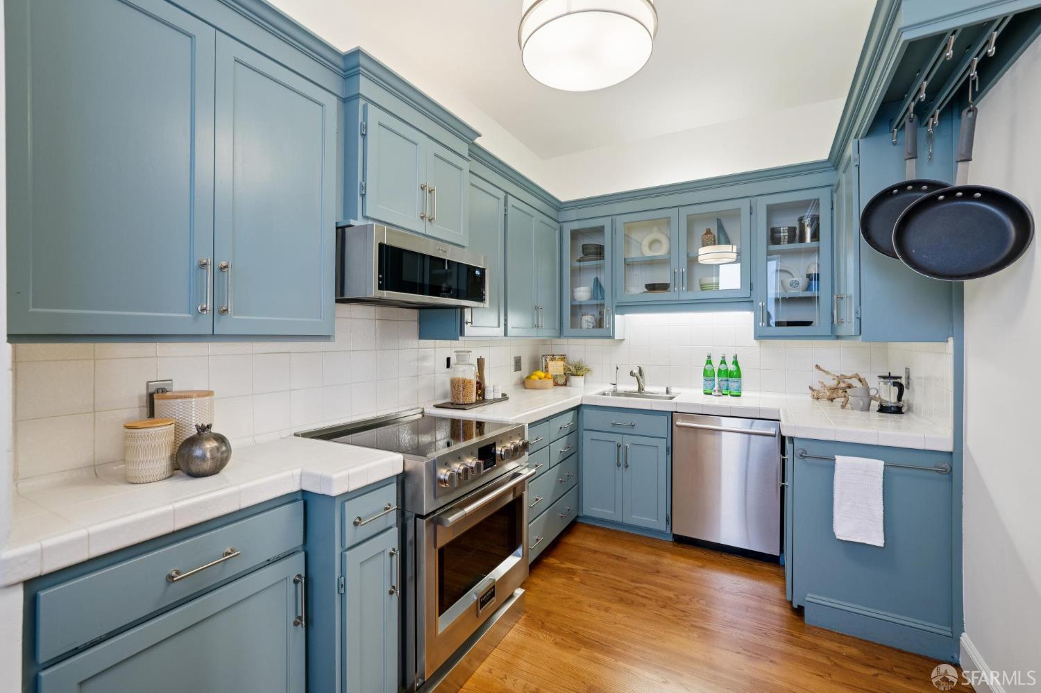 Detail Gallery Image 27 of 47 For 795 Sutter St #302,  San Francisco,  CA 94109 - 2 Beds | 1/1 Baths