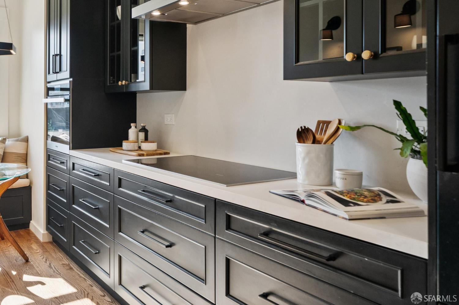 Detail Gallery Image 16 of 48 For 2111 Franklin St #7,  San Francisco,  CA 94109 - 2 Beds | 2 Baths