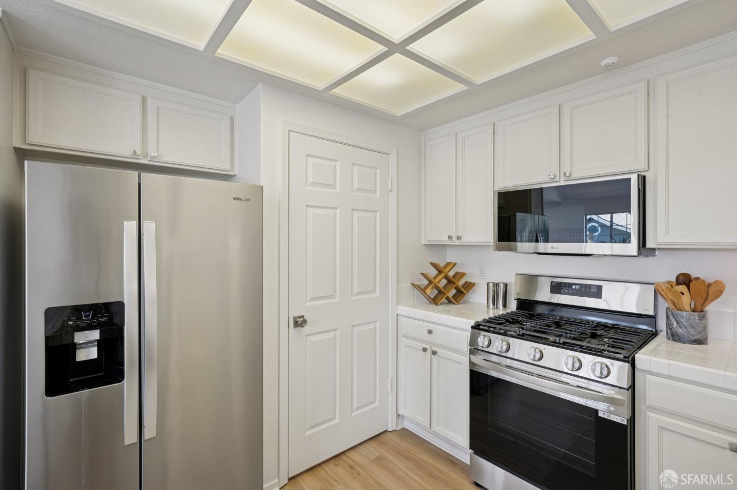 Detail Gallery Image 13 of 31 For 1314 Danberry Ln, Daly City,  CA 94014 - 2 Beds | 2 Baths