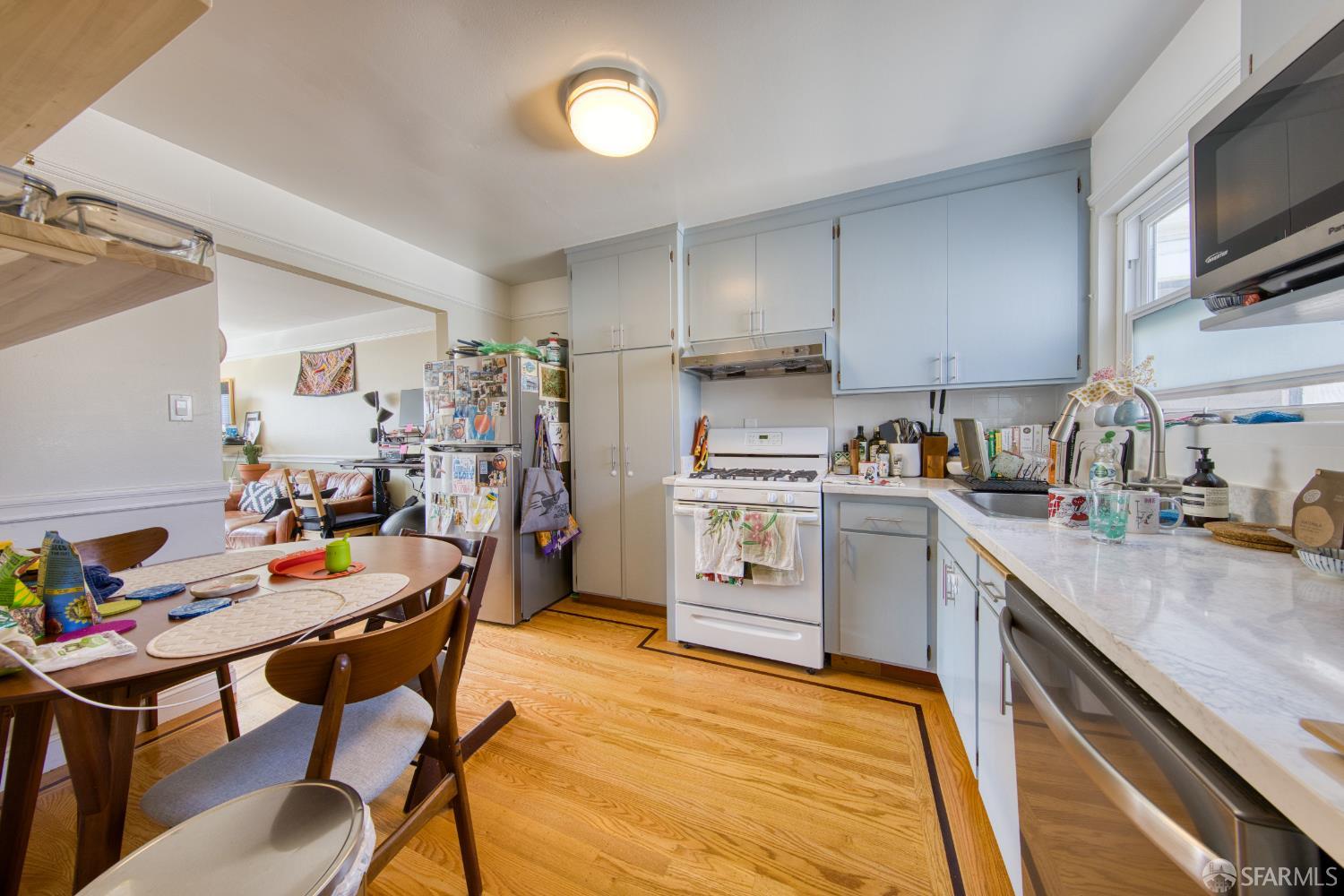 Detail Gallery Image 9 of 14 For 132 Duncan St, San Francisco,  CA 94110 - – Beds | – Baths