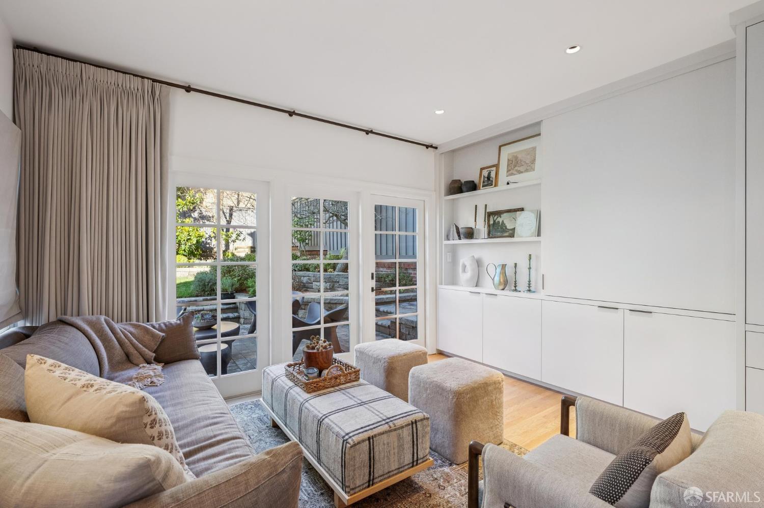 Detail Gallery Image 15 of 82 For 35 Yerba Buena Ave, San Francisco,  CA 94127 - 3 Beds | 2/1 Baths