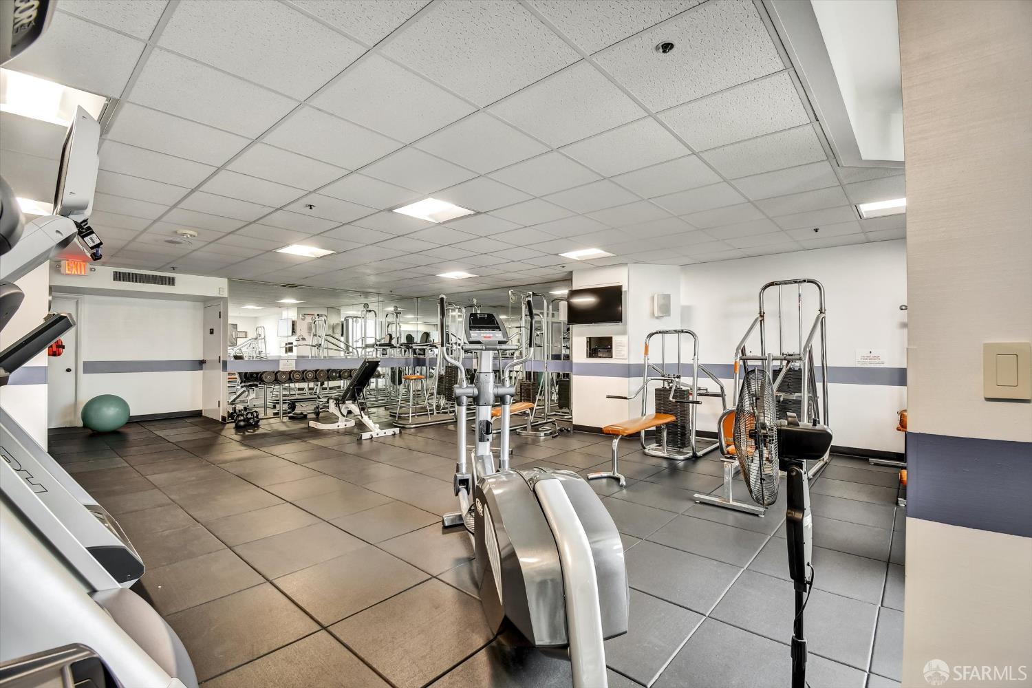 Photo #33: 426104041 Listing: Photo #33