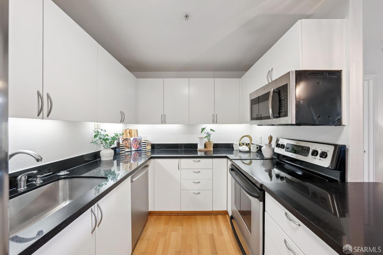 Detail Gallery Image 10 of 53 For 88 King St #616,  San Francisco,  CA 94107 - 2 Beds | 2 Baths