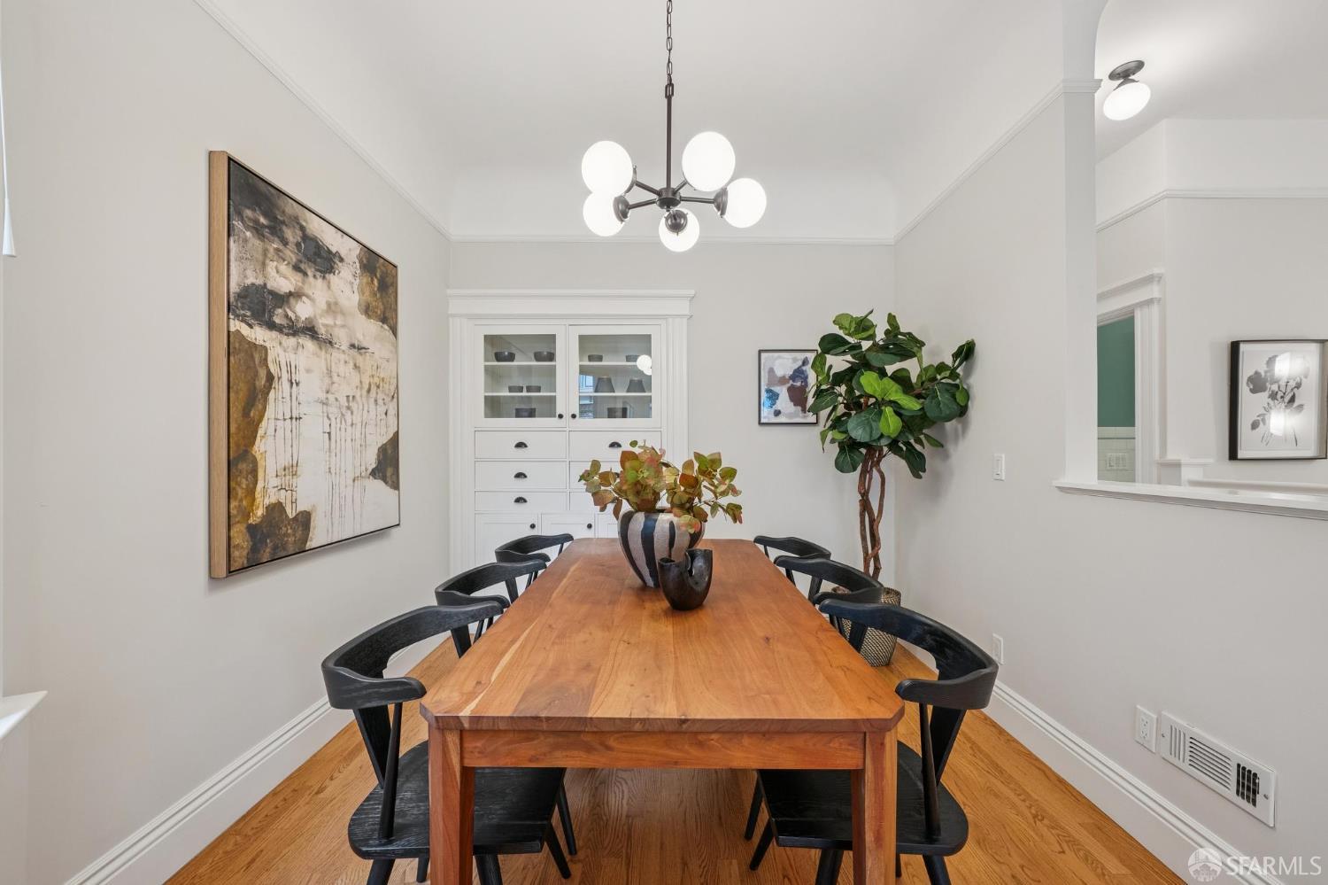 Detail Gallery Image 11 of 87 For 1461 6th Ave, San Francisco,  CA 94122 - 4 Beds | 2 Baths