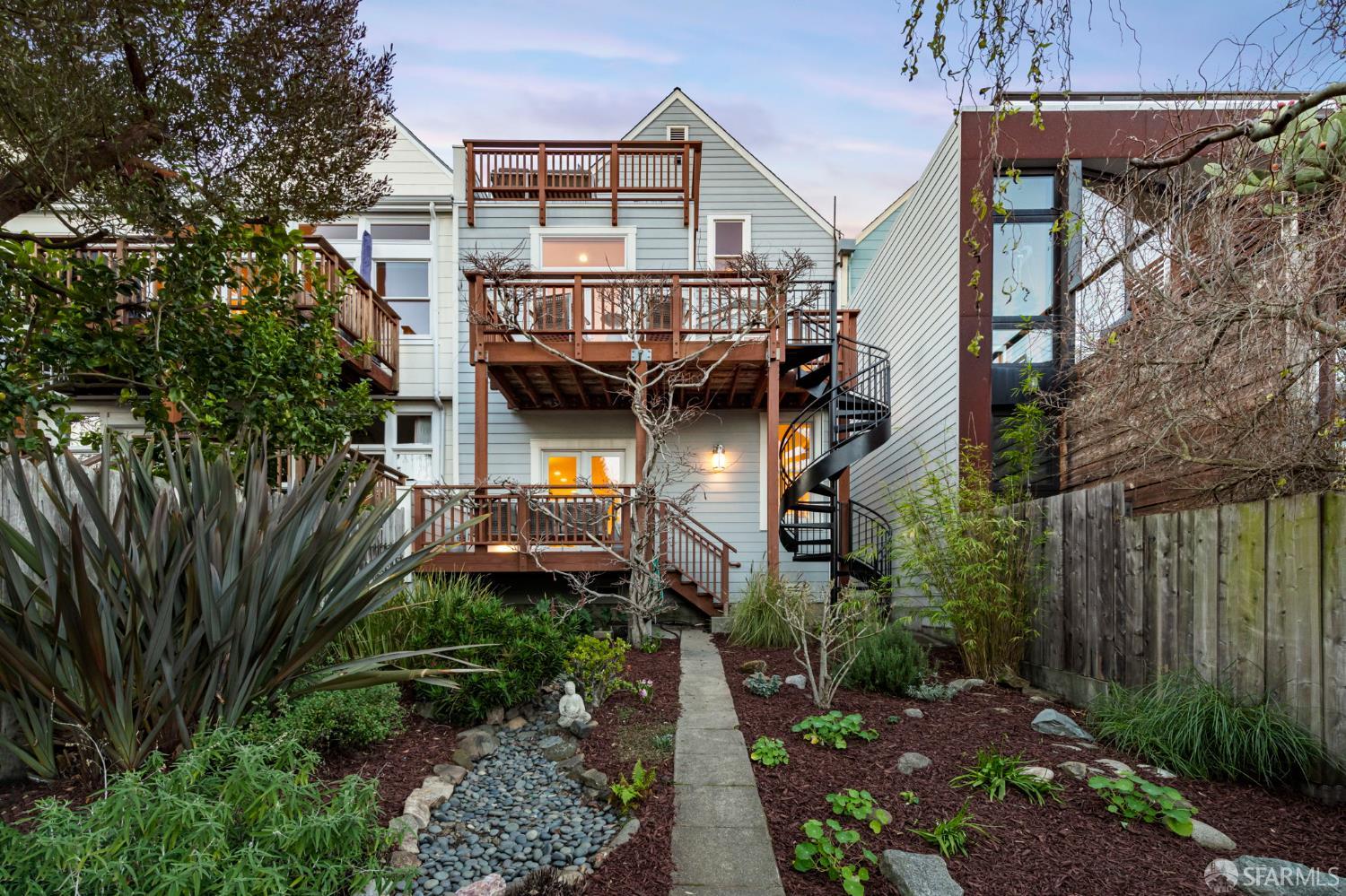 Detail Gallery Image 41 of 52 For 3853 22nd St, San Francisco,  CA 94114 - 3 Beds | 2/1 Baths