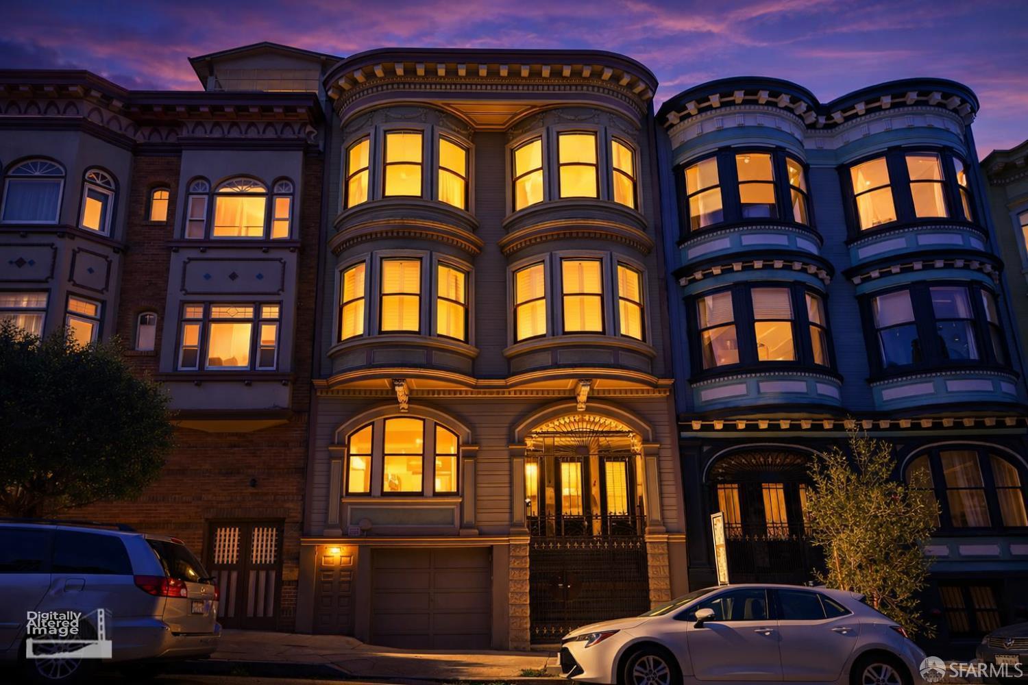 Detail Gallery Image 3 of 59 For 2011 Powell St, San Francisco,  CA 94133 - 3 Beds | 1 Baths