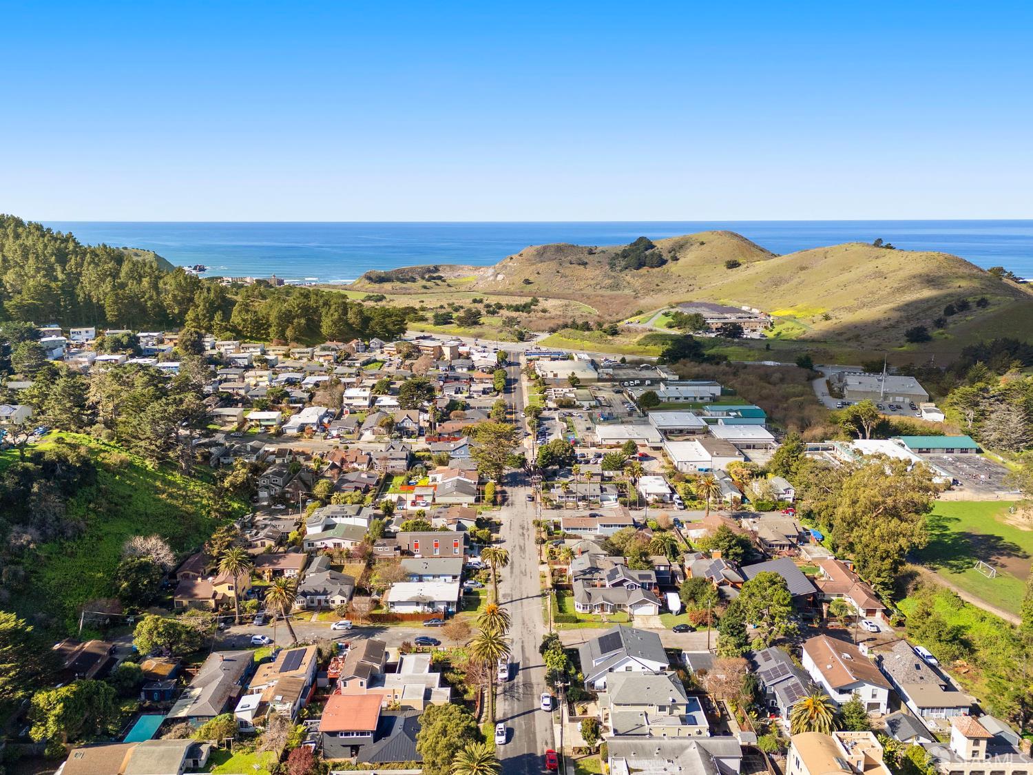 Detail Gallery Image 65 of 66 For 191 Winona Ave, Pacifica,  CA 94044 - 4 Beds | 3 Baths