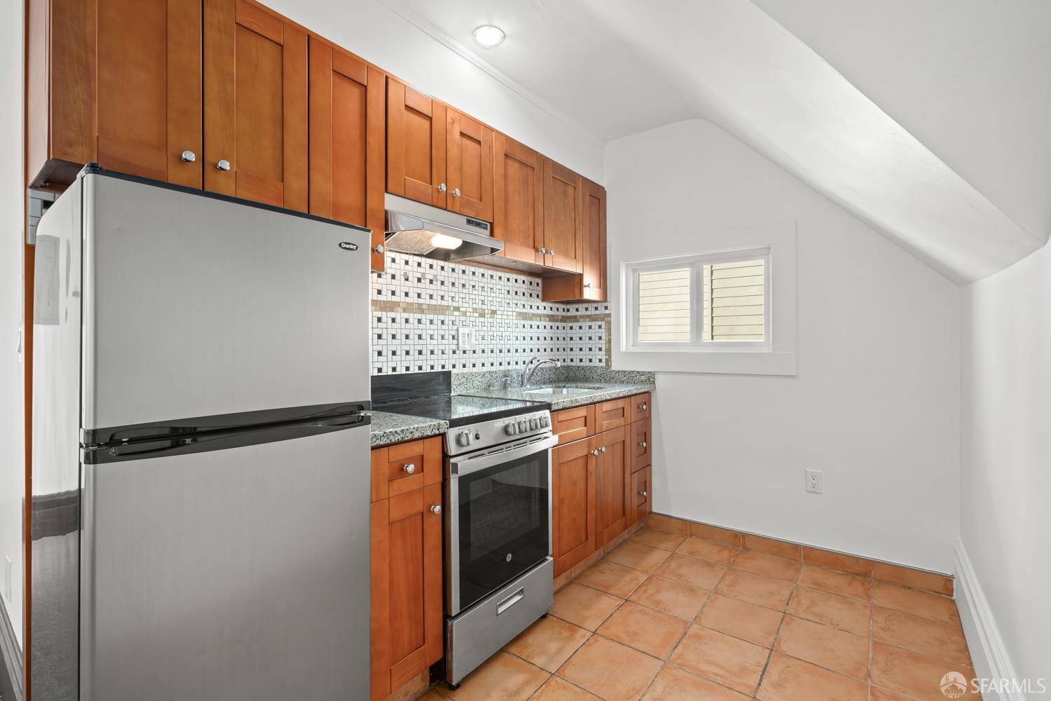 Detail Gallery Image 24 of 39 For 317 2nd Ave, San Francisco,  CA 94118 - 3 Beds | 2 Baths