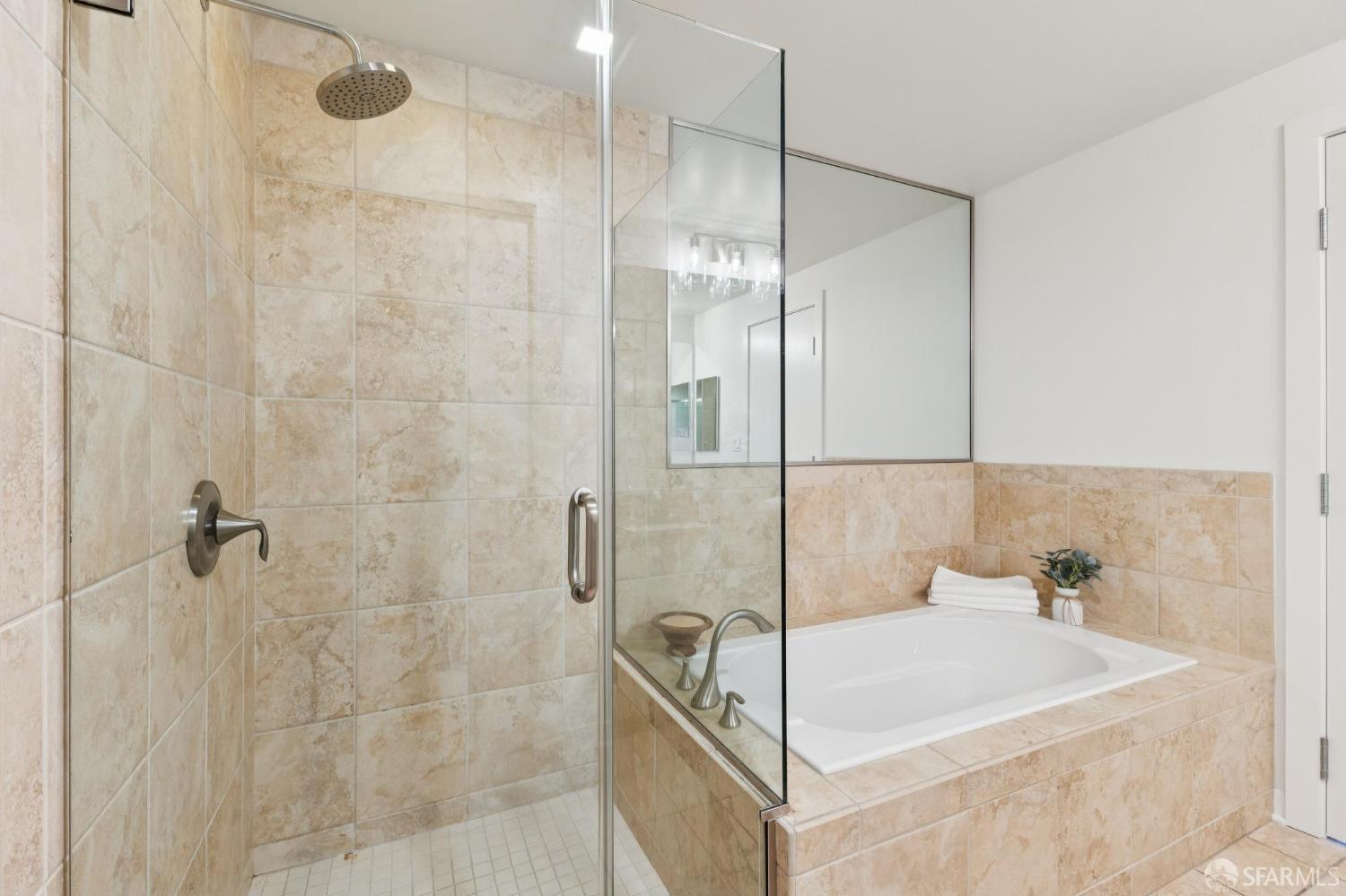 Detail Gallery Image 35 of 52 For 222 Broadway Ave #1505,  Oakland,  CA 94607 - 2 Beds | 2/1 Baths