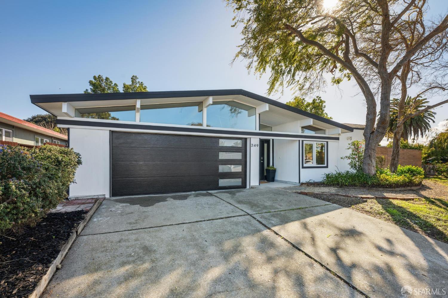 Detail Gallery Image 29 of 29 For 249 Sandpiper Ct, Foster City,  CA 94404 - 4 Beds | 2 Baths