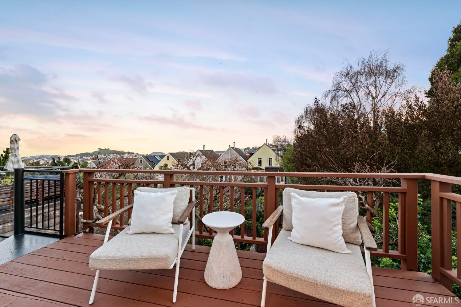 Detail Gallery Image 18 of 52 For 3853 22nd St, San Francisco,  CA 94114 - 3 Beds | 2/1 Baths