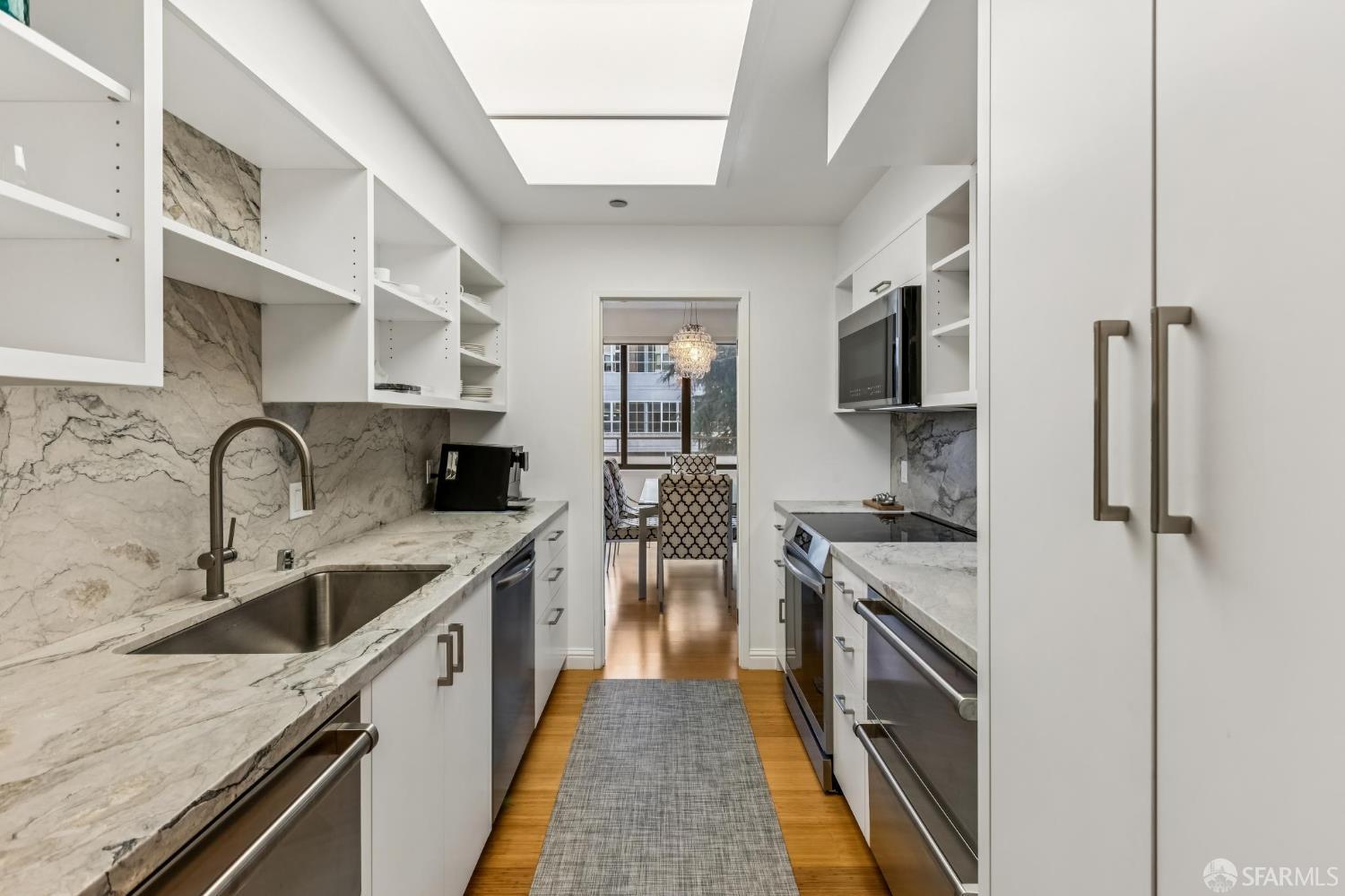 Photo #13: 426102662 Listing: Photo #13