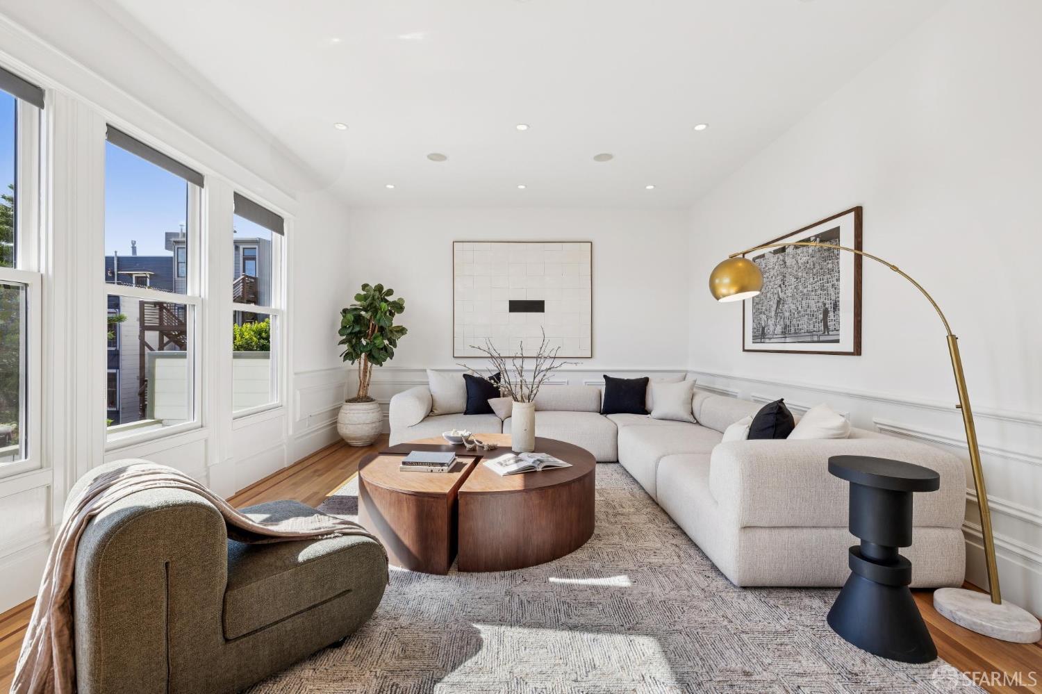 Detail Gallery Image 8 of 25 For 1971 15th St, San Francisco,  CA 94114 - 2 Beds | 2 Baths