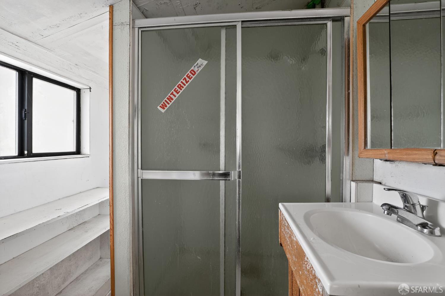 Detail Gallery Image 12 of 18 For 621 16th St, Richmond,  CA 94801 - 3 Beds | 2 Baths