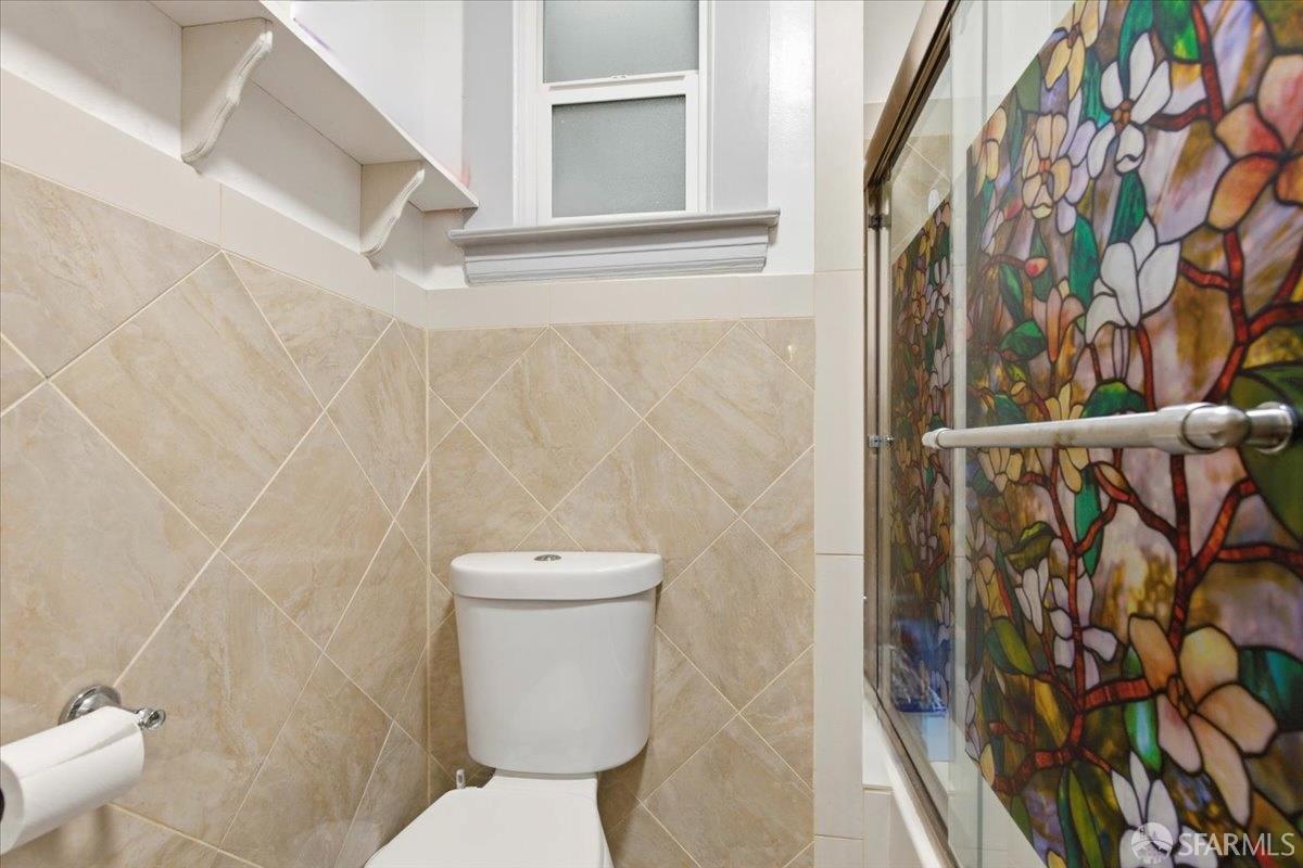 Detail Gallery Image 15 of 38 For 424 Bellevue Ave, Daly City,  CA 94014 - 5 Beds | 2 Baths