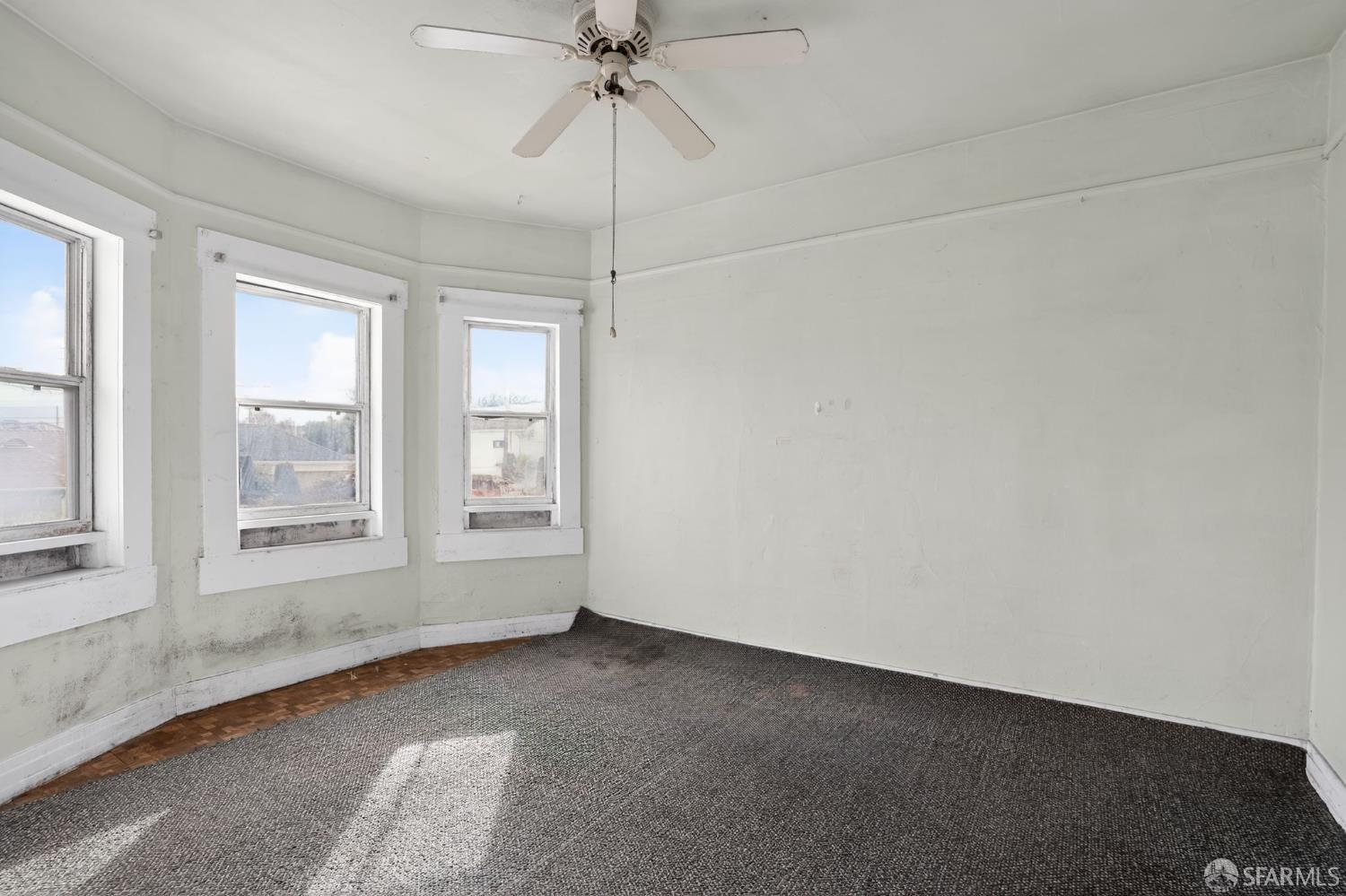 Detail Gallery Image 4 of 18 For 621 16th St, Richmond,  CA 94801 - 3 Beds | 2 Baths