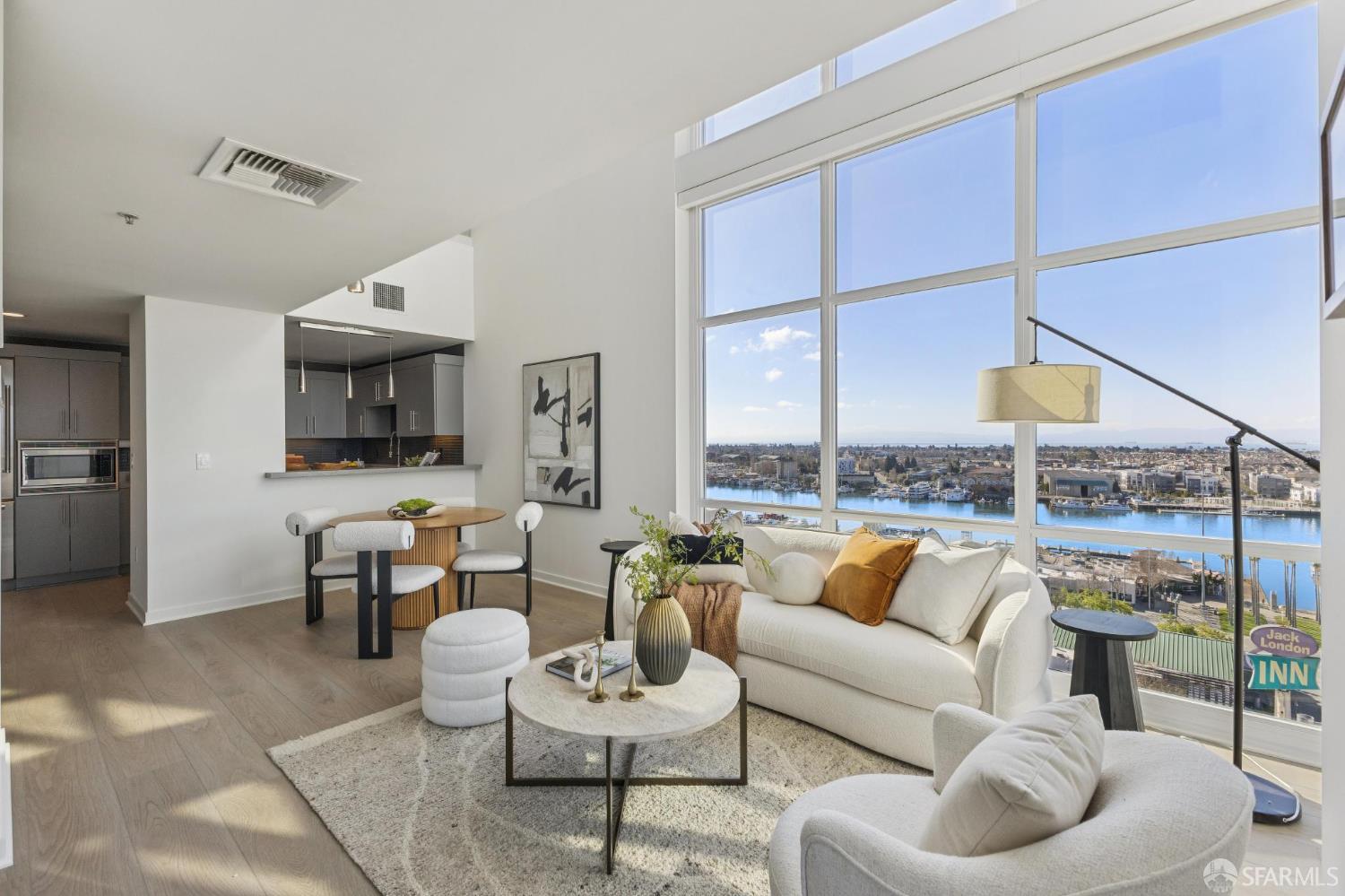 Detail Gallery Image 13 of 52 For 222 Broadway Ave #1505,  Oakland,  CA 94607 - 2 Beds | 2/1 Baths