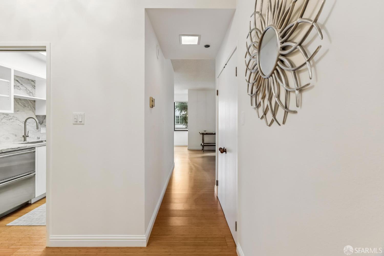 Photo #24: 426102662 Listing: Photo #24