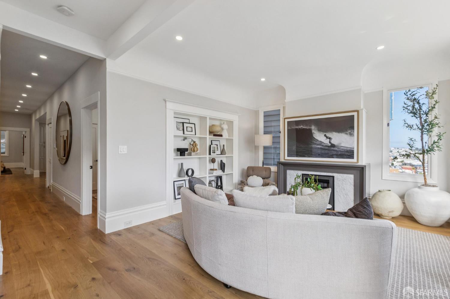 Photo #5: 426101626 Listing: Photo #5