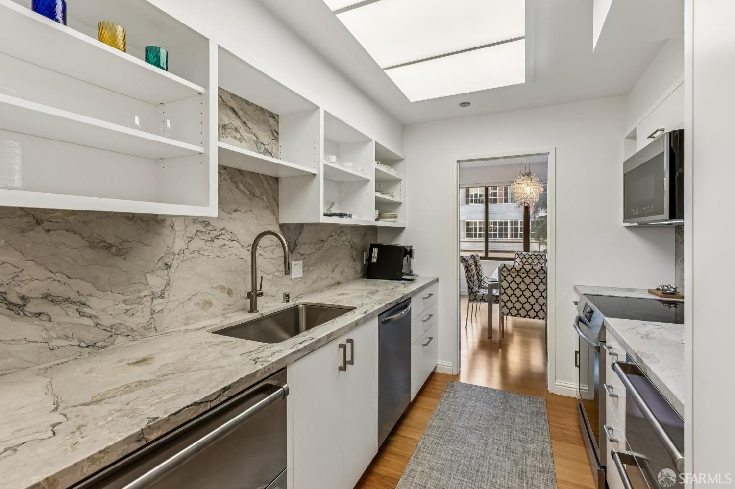 Photo #14: 426102662 Listing: Photo #14