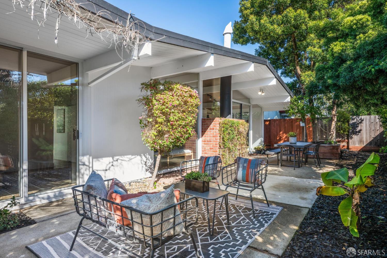 Detail Gallery Image 23 of 29 For 249 Sandpiper Ct, Foster City,  CA 94404 - 4 Beds | 2 Baths