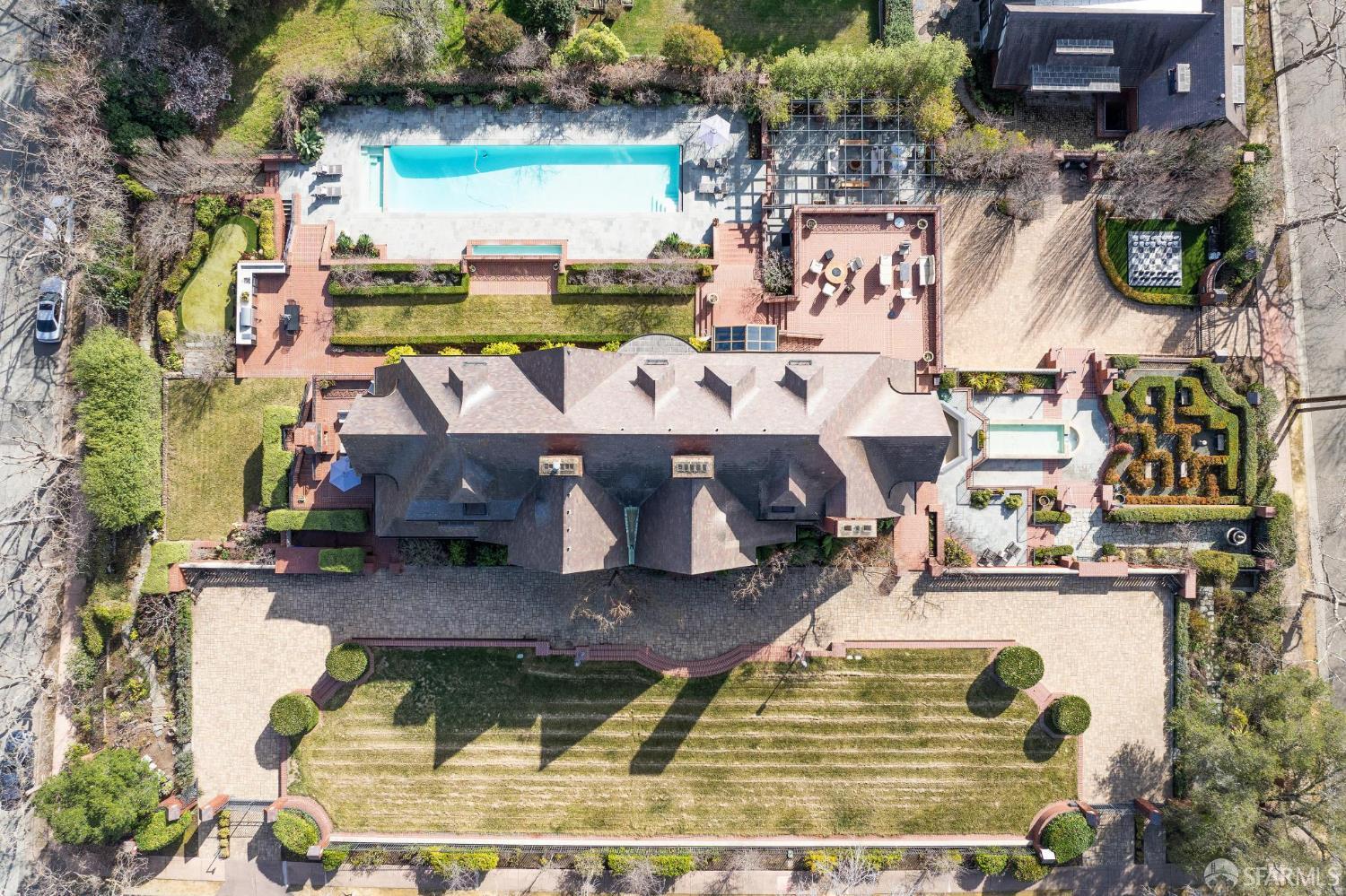 Detail Gallery Image 71 of 74 For 62 Farragut Ave, Piedmont,  CA 94610 - 6 Beds | 8/1 Baths