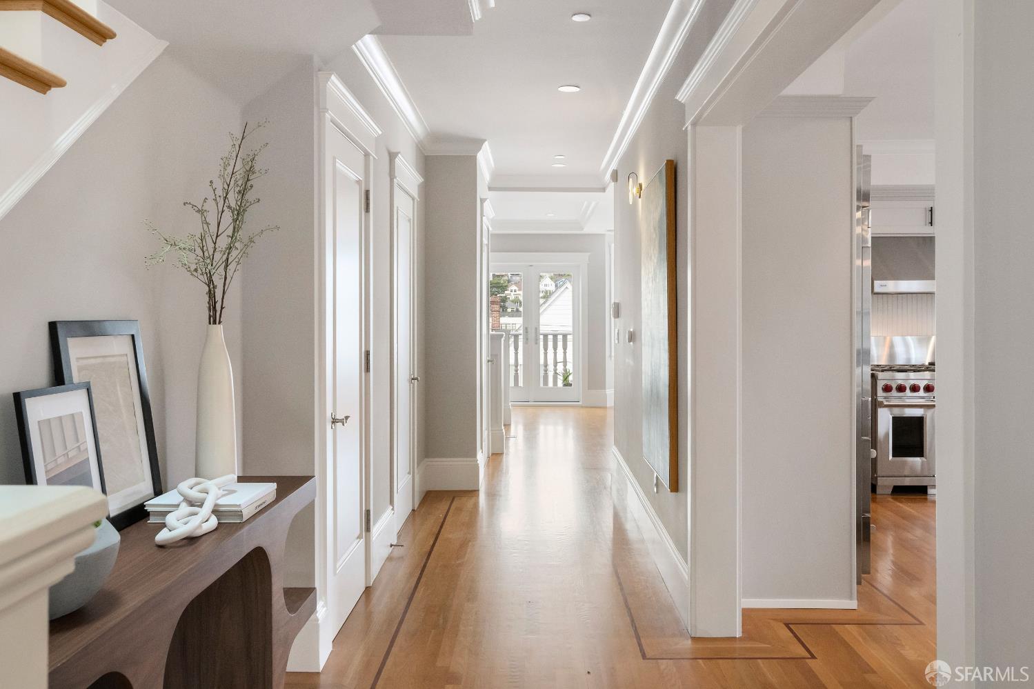 Detail Gallery Image 13 of 70 For 4241 25th St #2,  San Francisco,  CA 94114 - 4 Beds | 3/1 Baths