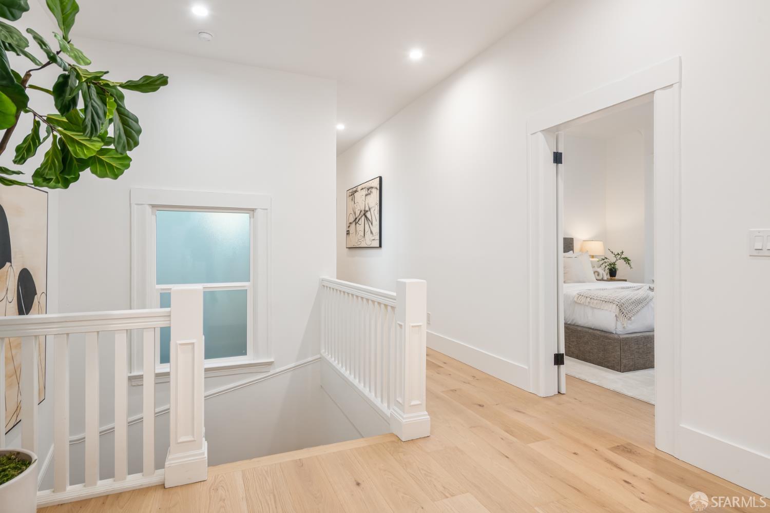 Detail Gallery Image 11 of 43 For 1402 Broadway, San Francisco,  CA 94109 - 4 Beds | 2 Baths