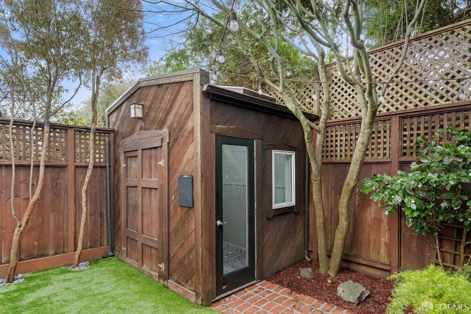 Detail Gallery Image 65 of 70 For 4241 25th St #2,  San Francisco,  CA 94114 - 4 Beds | 3/1 Baths