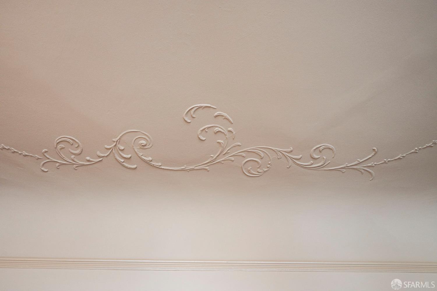 Detail Gallery Image 8 of 52 For 3853 22nd St, San Francisco,  CA 94114 - 3 Beds | 2/1 Baths