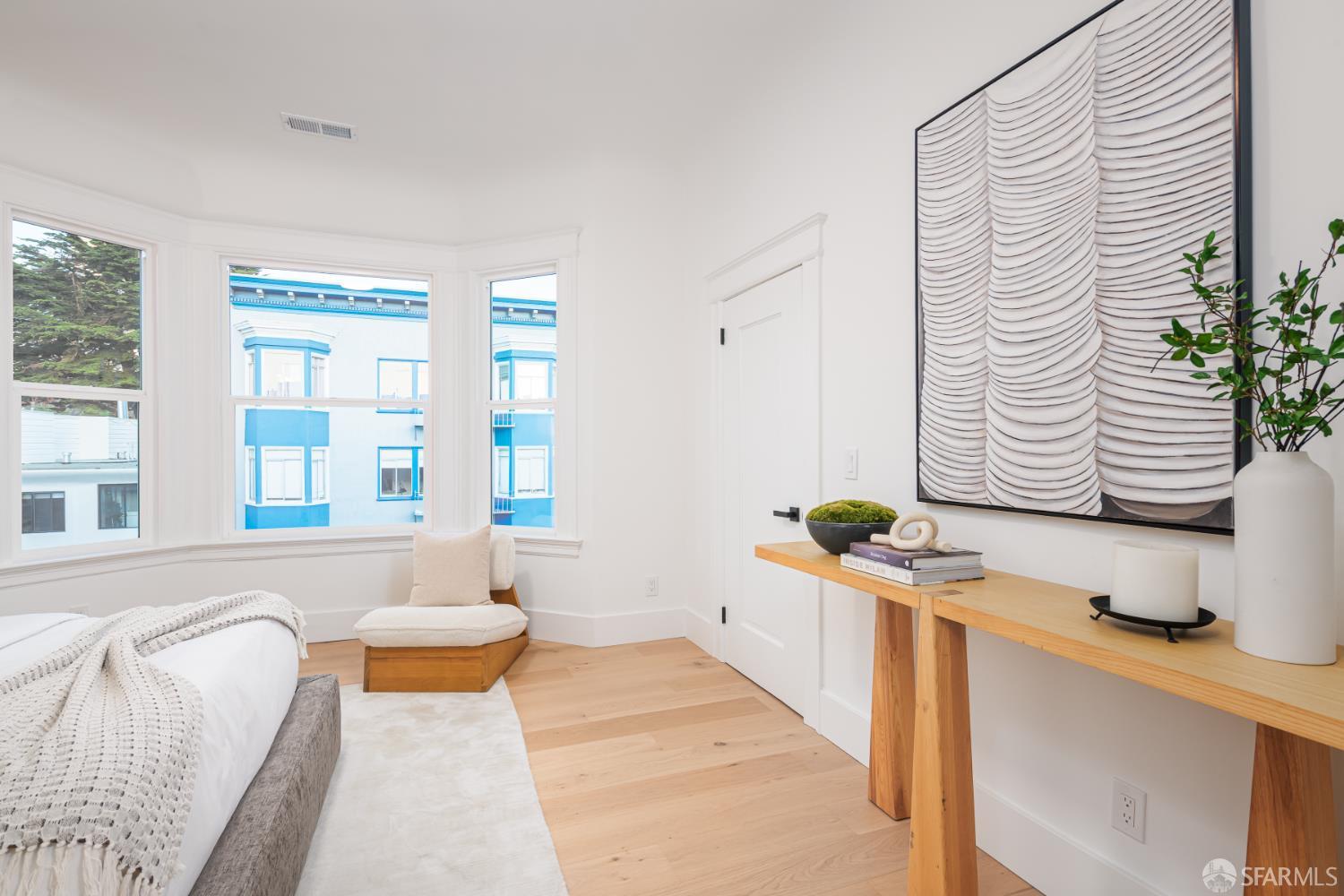 Detail Gallery Image 23 of 43 For 1402 Broadway, San Francisco,  CA 94109 - 4 Beds | 2 Baths