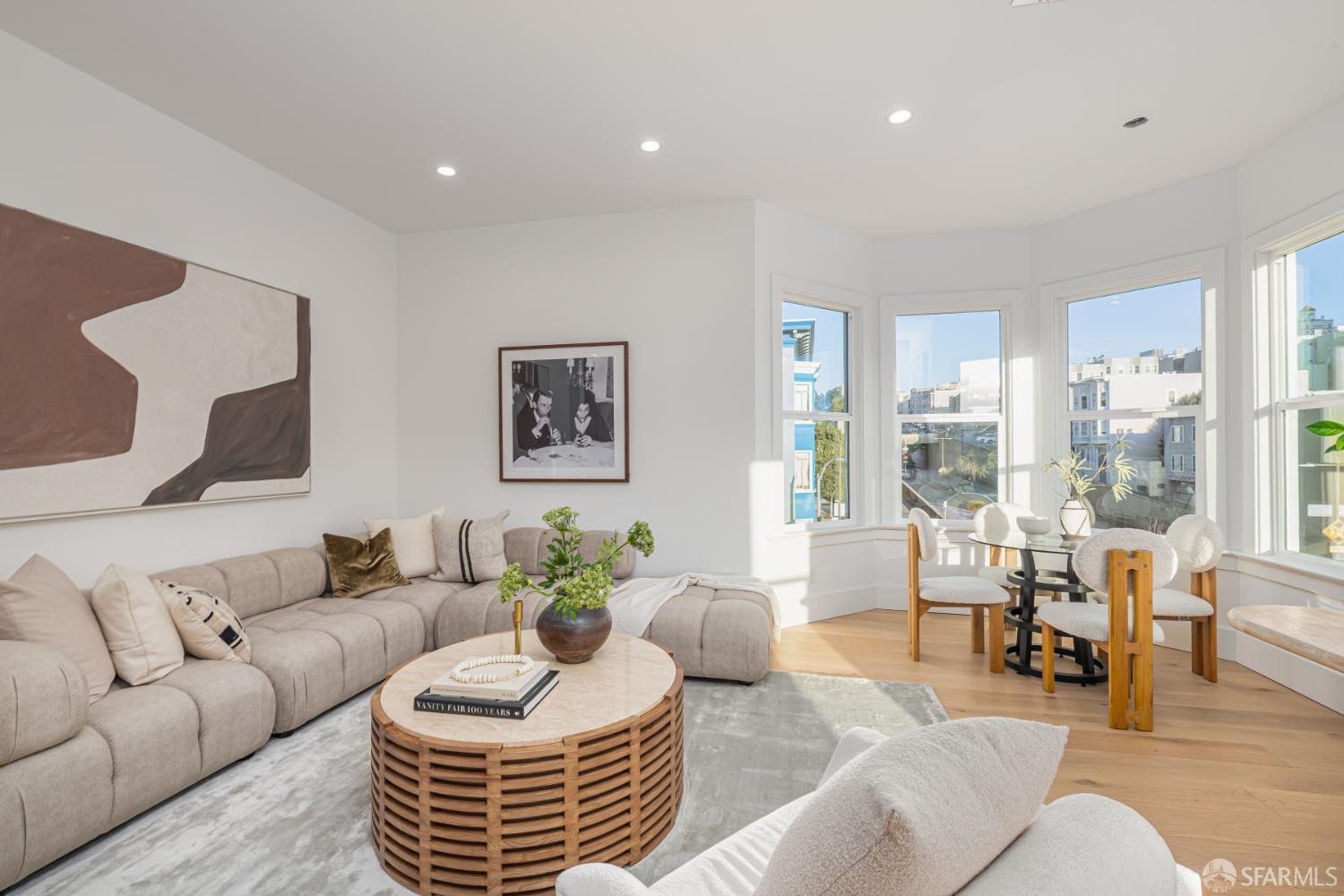 Detail Gallery Image 2 of 43 For 1402 Broadway, San Francisco,  CA 94109 - 4 Beds | 2 Baths