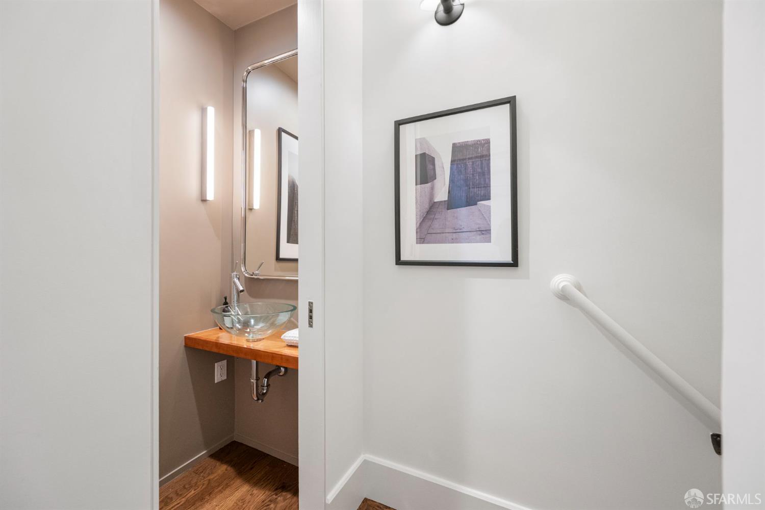 Detail Gallery Image 35 of 52 For 3853 22nd St, San Francisco,  CA 94114 - 3 Beds | 2/1 Baths