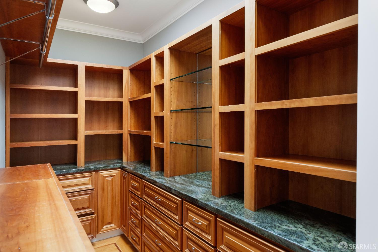 Detail Gallery Image 47 of 70 For 4241 25th St #2,  San Francisco,  CA 94114 - 4 Beds | 3/1 Baths