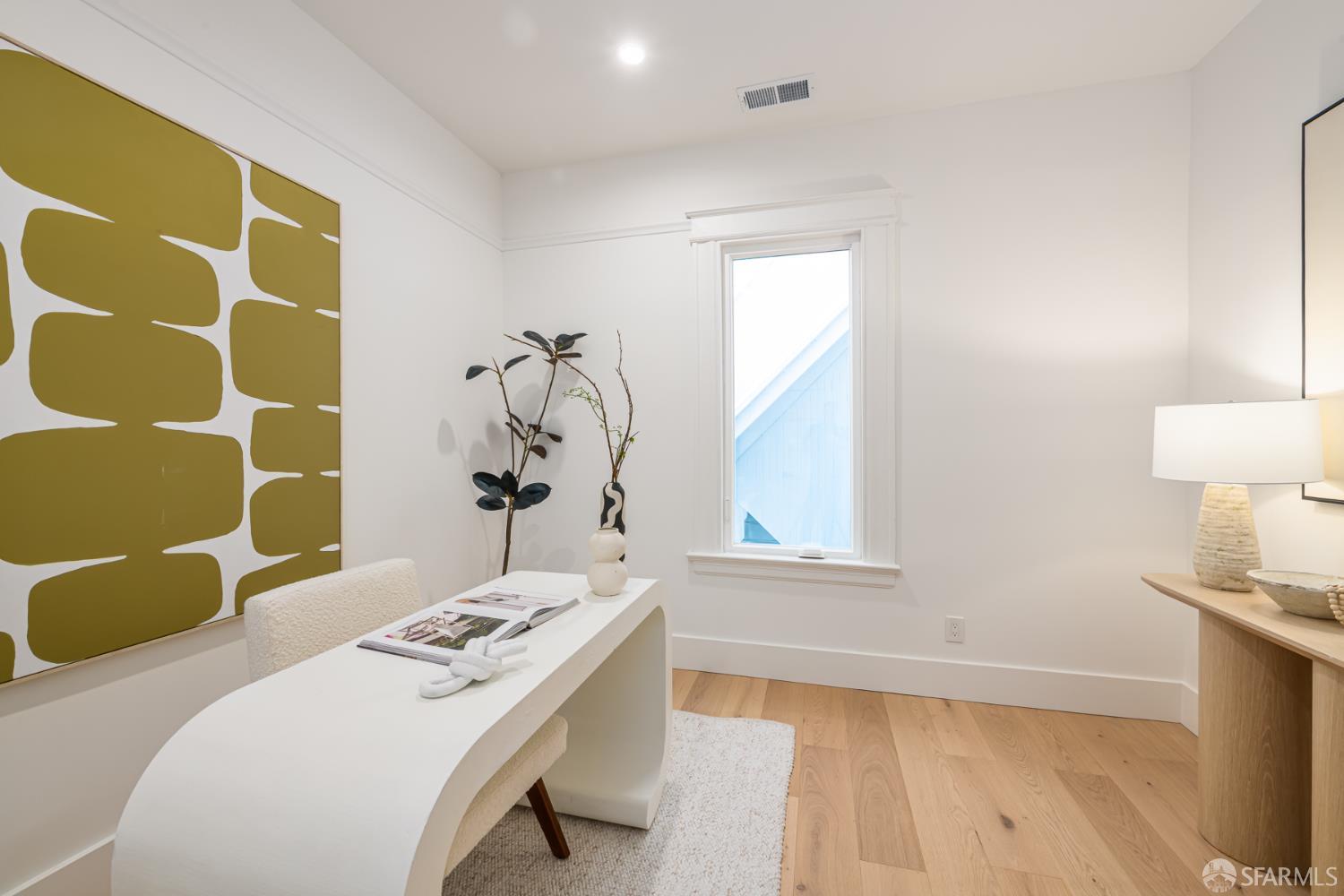 Detail Gallery Image 17 of 43 For 1402 Broadway, San Francisco,  CA 94109 - 4 Beds | 2 Baths