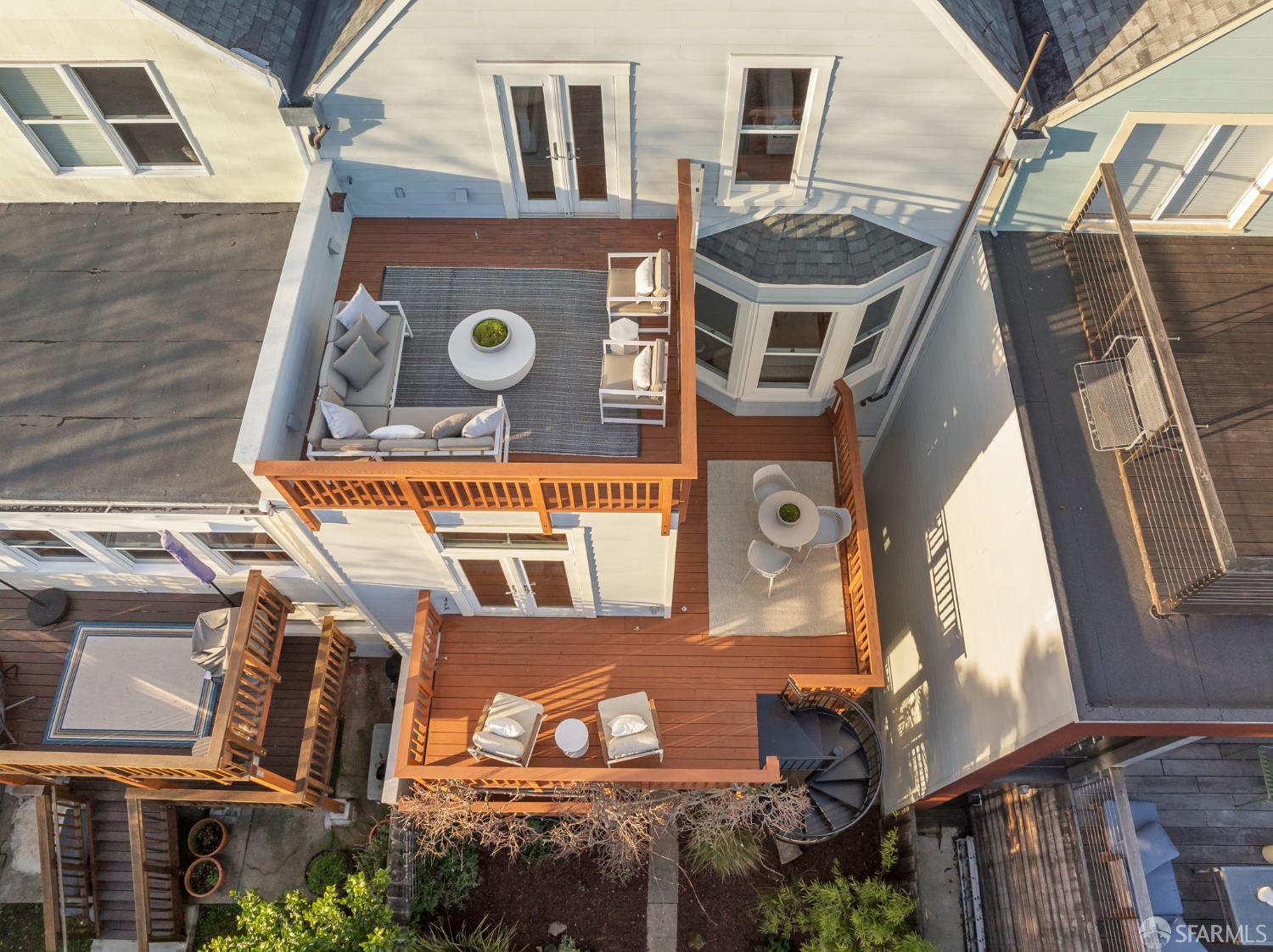 Detail Gallery Image 49 of 52 For 3853 22nd St, San Francisco,  CA 94114 - 3 Beds | 2/1 Baths