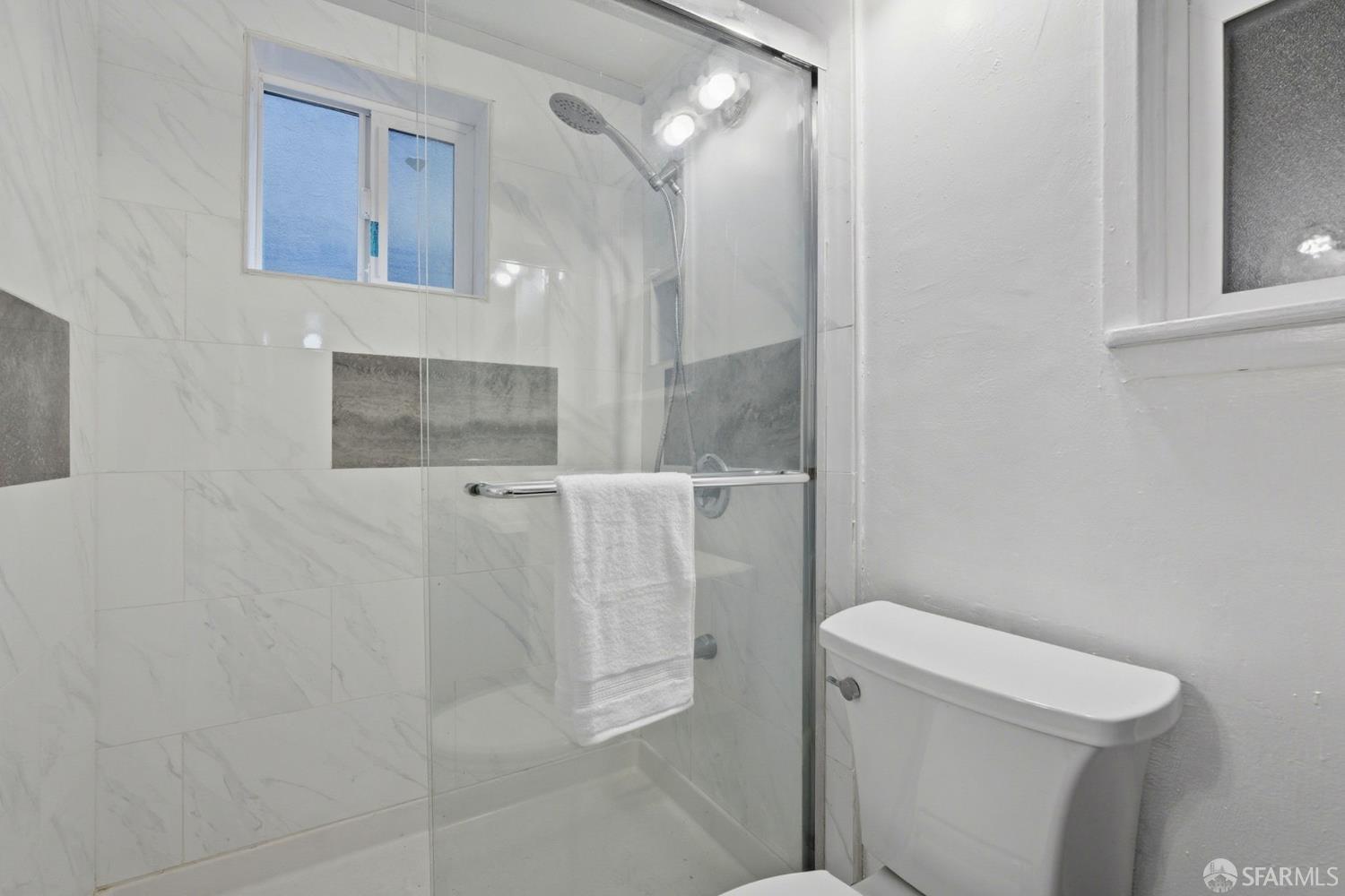 Detail Gallery Image 33 of 46 For 3256 Prentiss St, Oakland,  CA 94601 - 3 Beds | 2 Baths